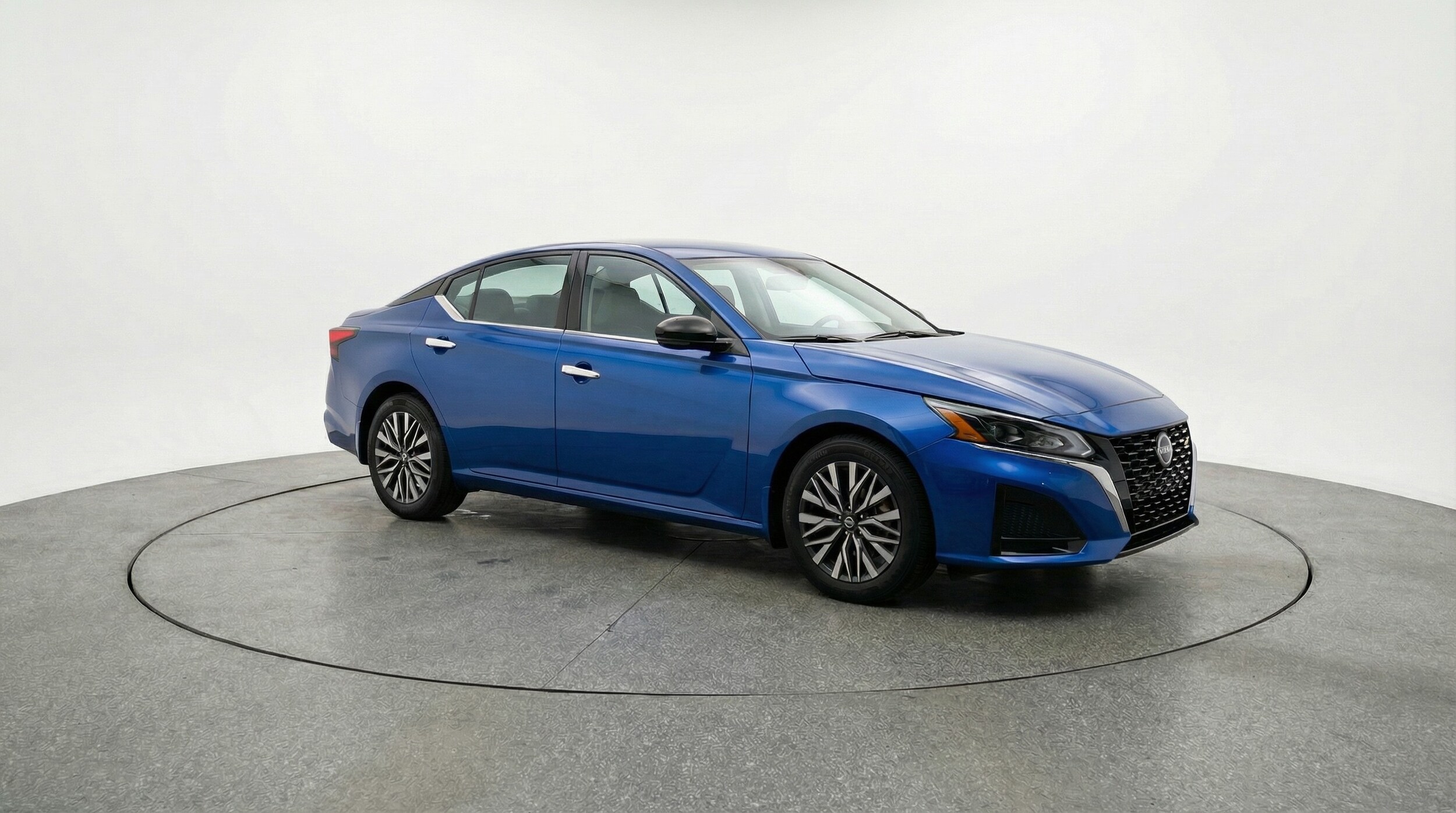 Thumbnail: 2025 Nissan Altima - 1