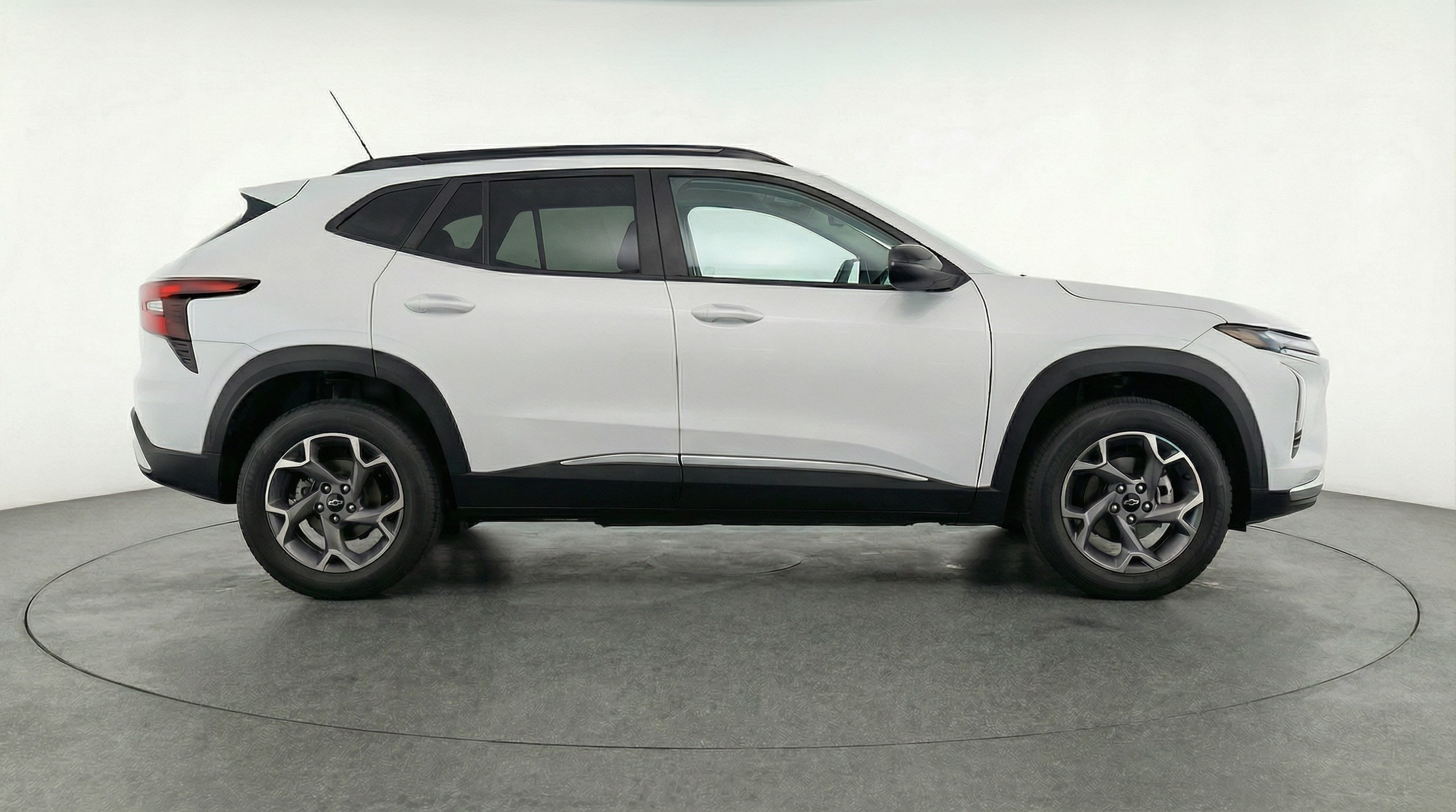 Thumbnail: 2025 Chevrolet Trax - 8