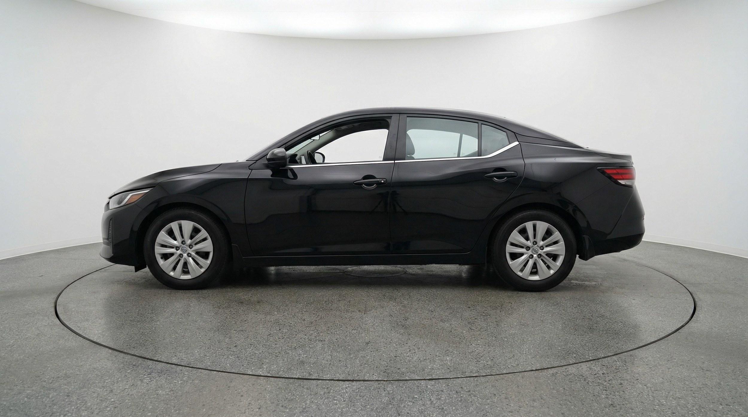 Thumbnail: 2025 Nissan Sentra - 4