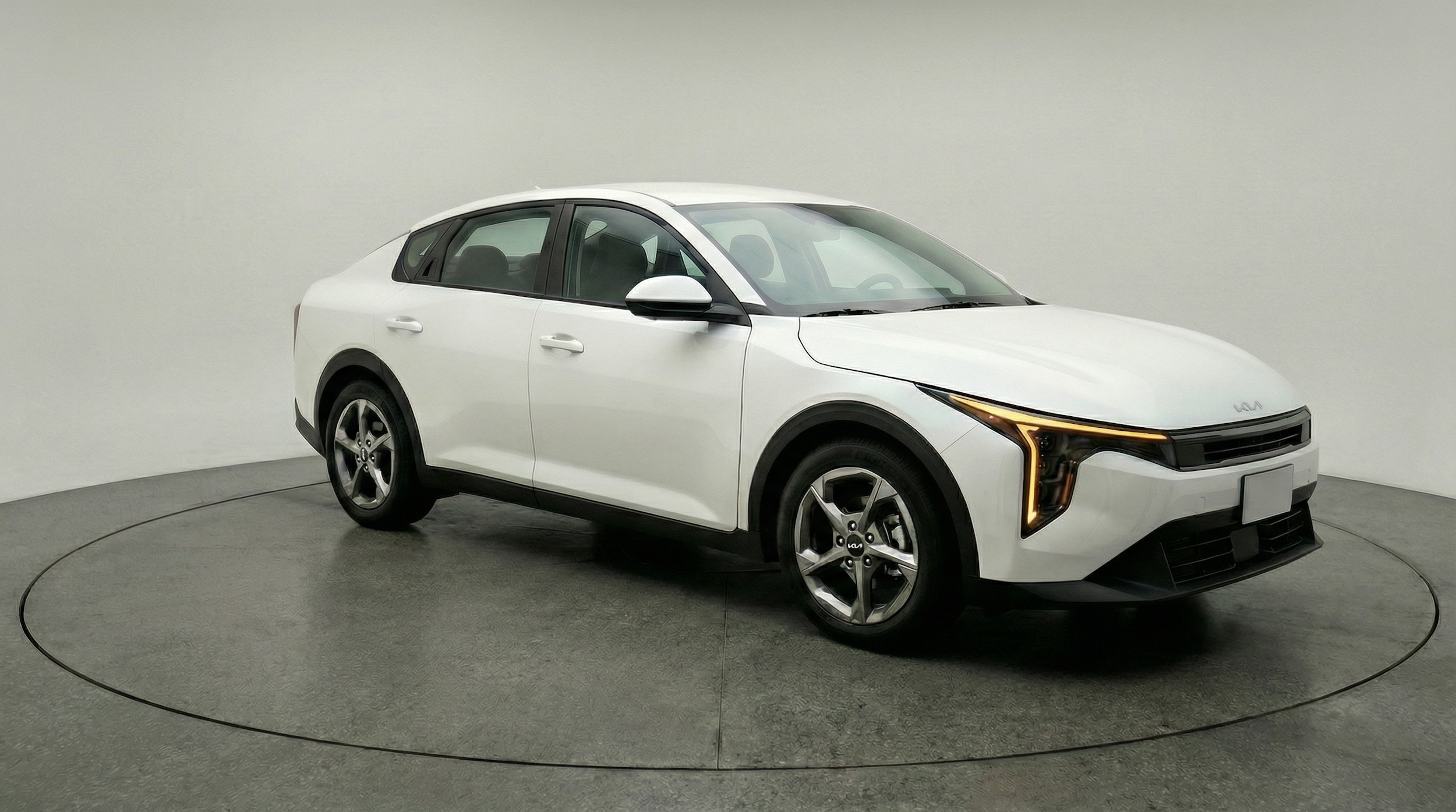 Thumbnail: 2025 Kia K4 - 1