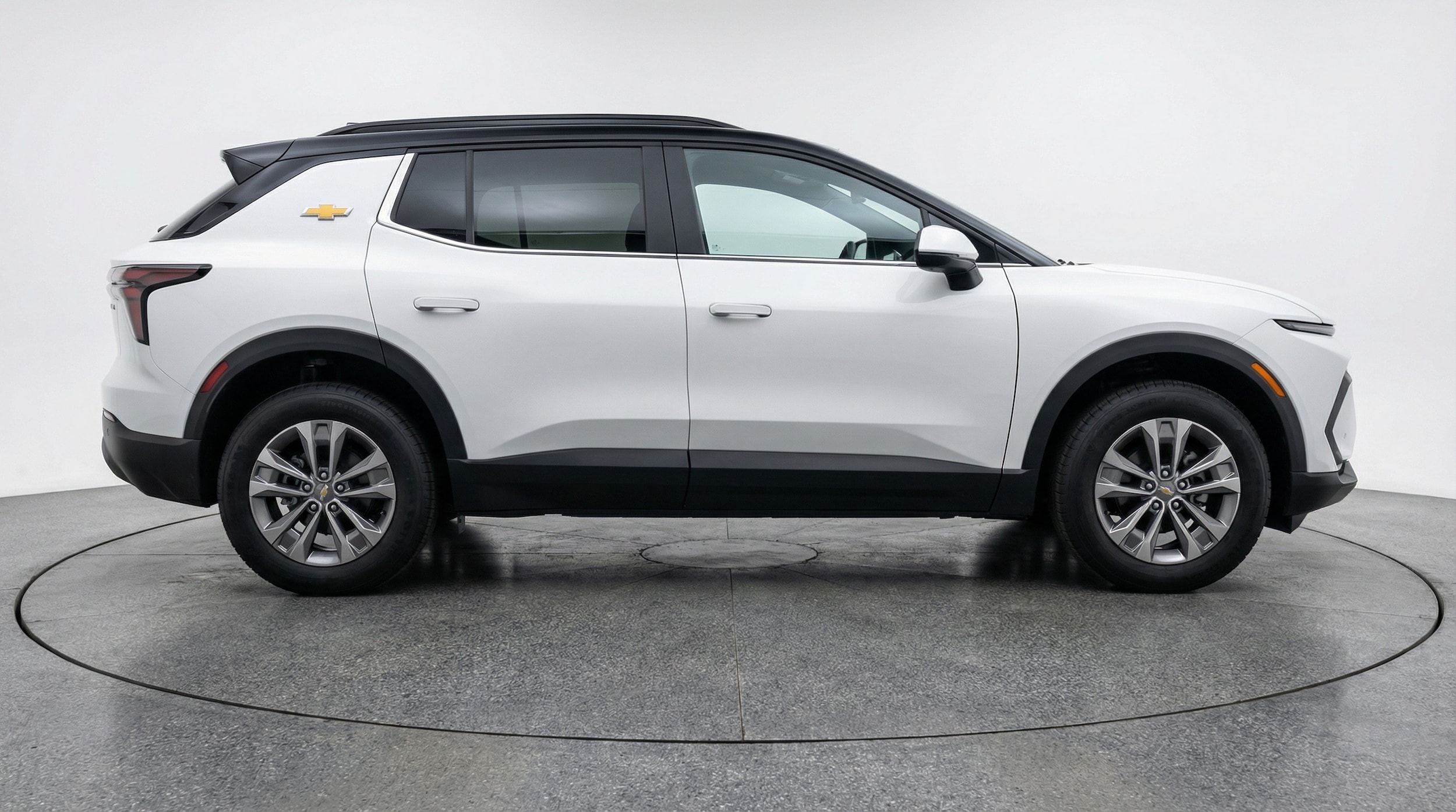 Thumbnail: 2025 Chevrolet Equinox - 8