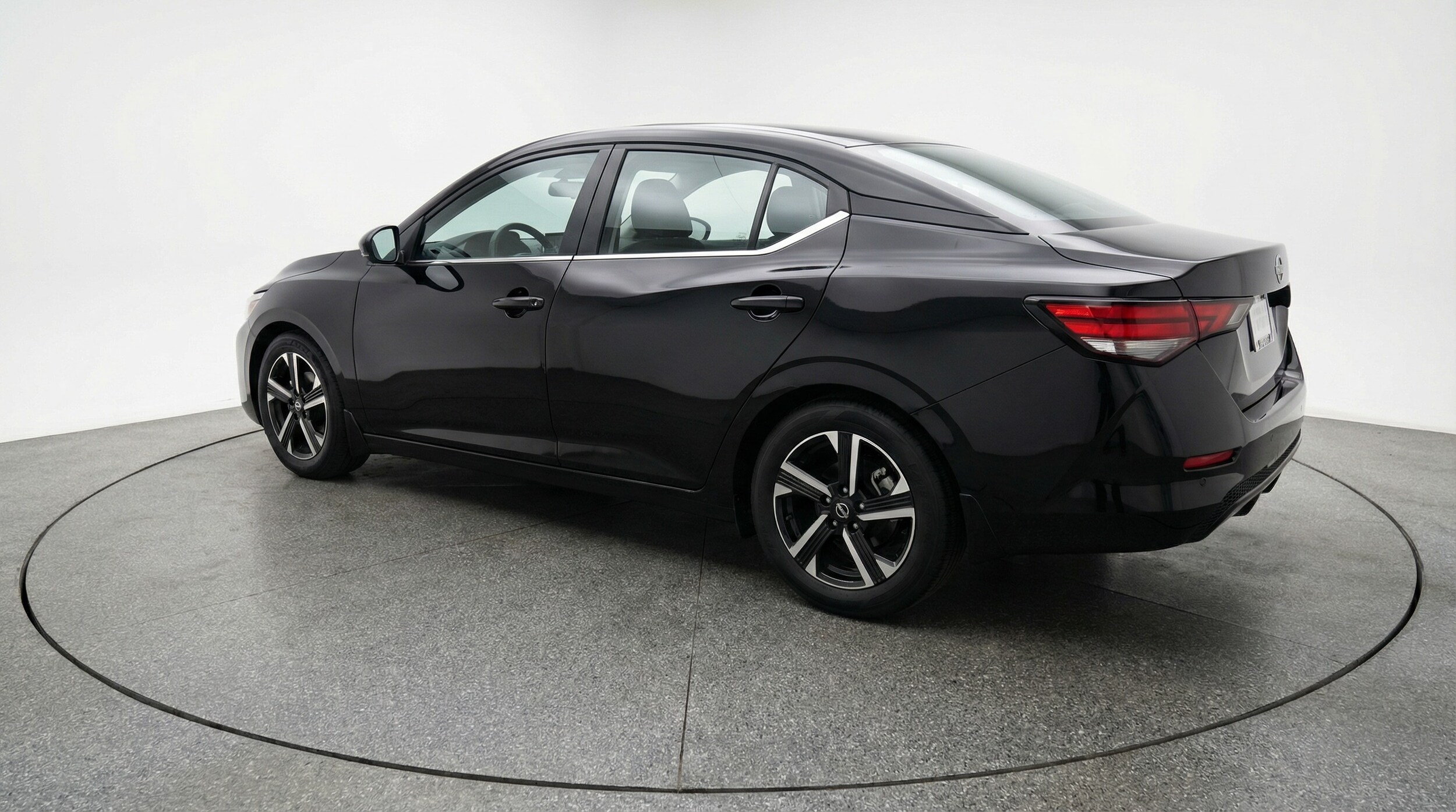 Thumbnail: 2025 Nissan Sentra - 5