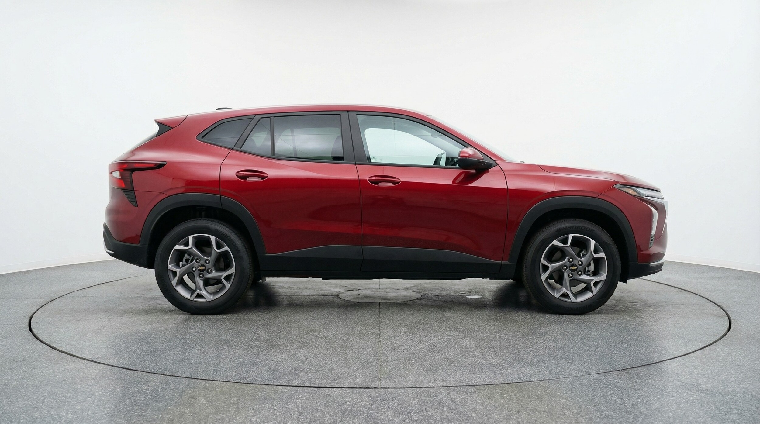 Thumbnail: 2025 Chevrolet Trax - 8