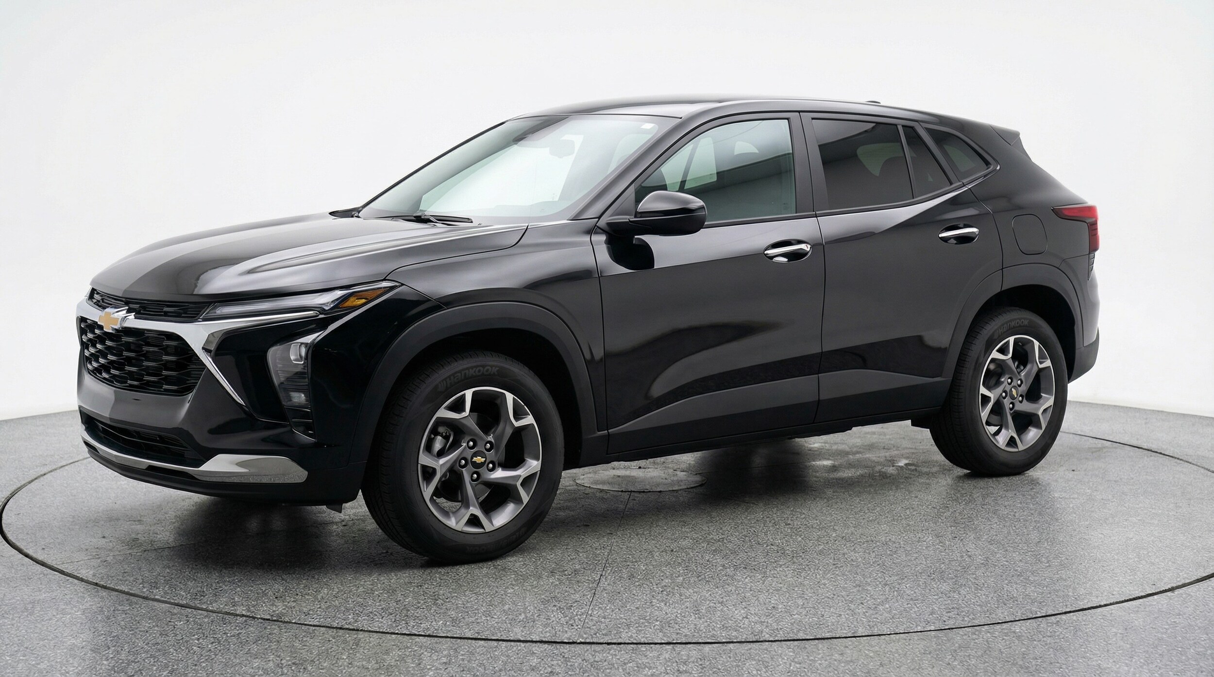 Thumbnail: 2025 Chevrolet Trax - 3