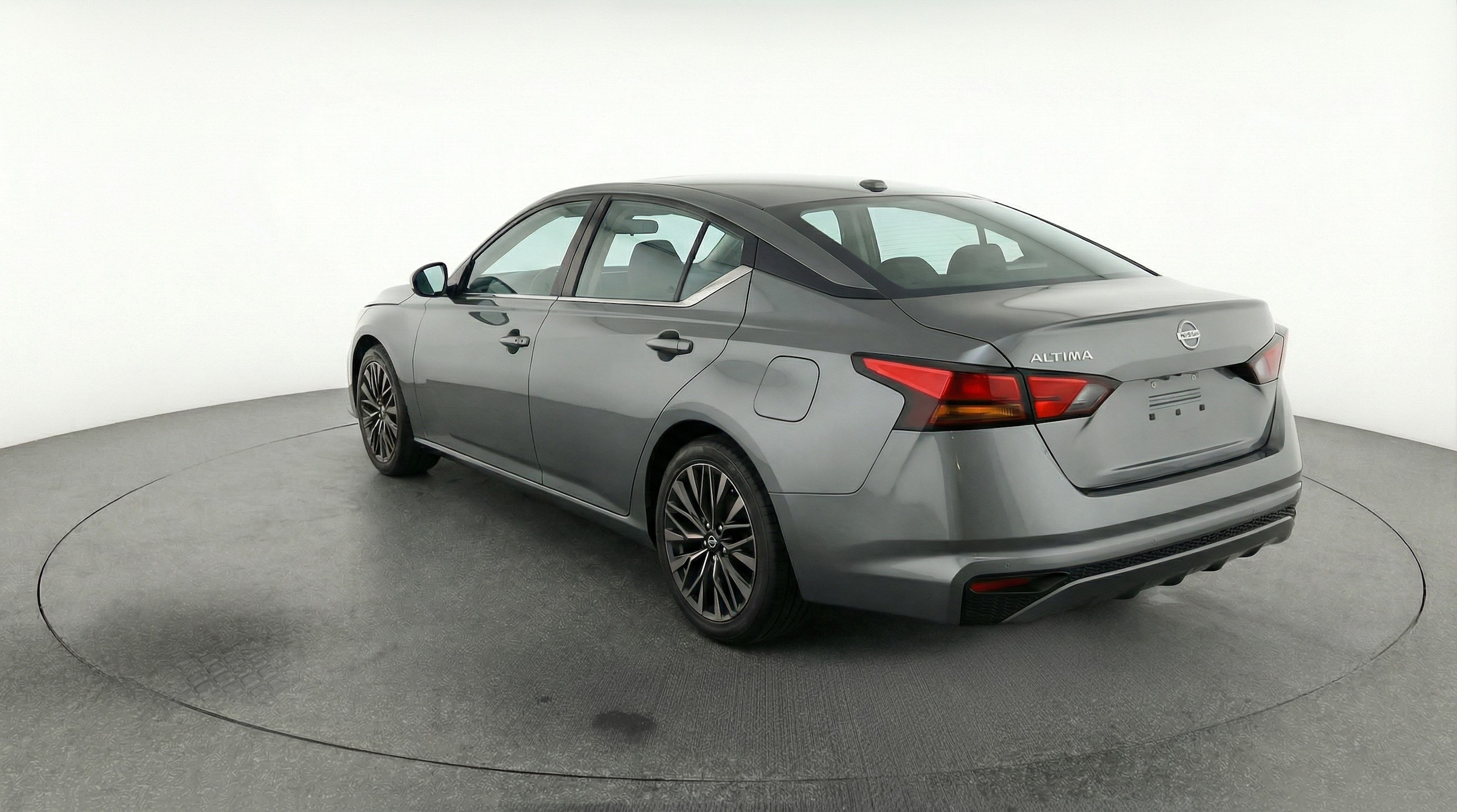 Thumbnail: 2025 Nissan Altima - 5