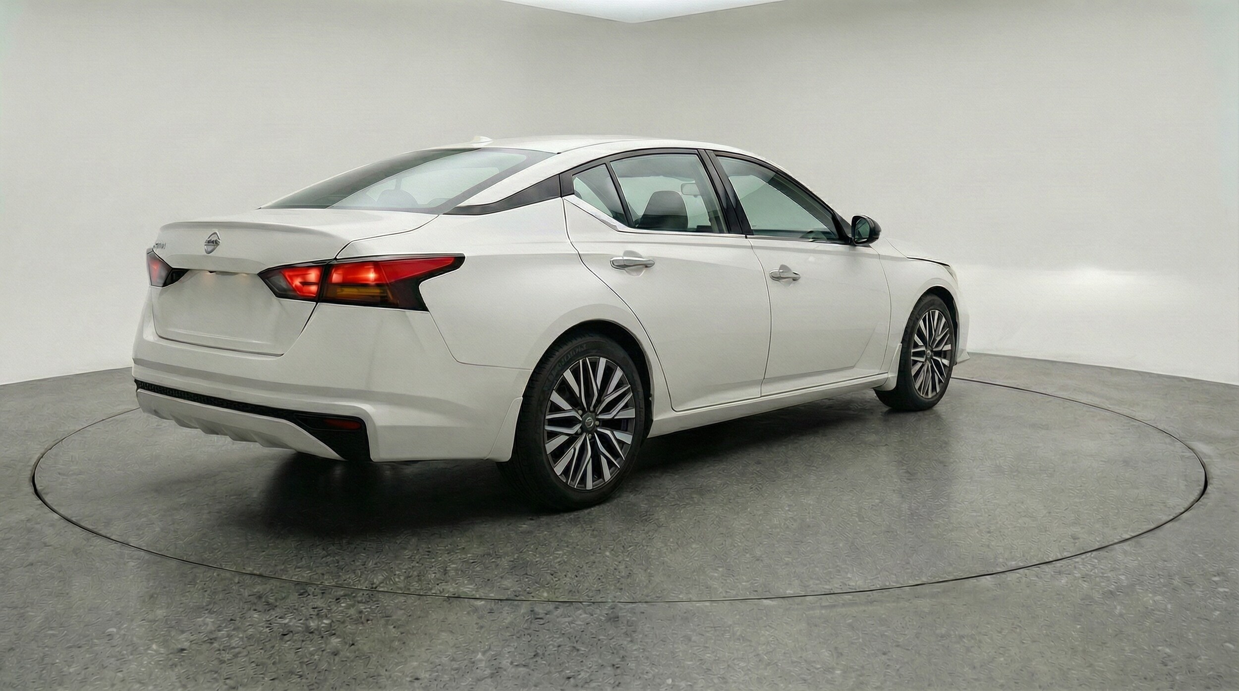 Thumbnail: 2025 Nissan Altima - 7