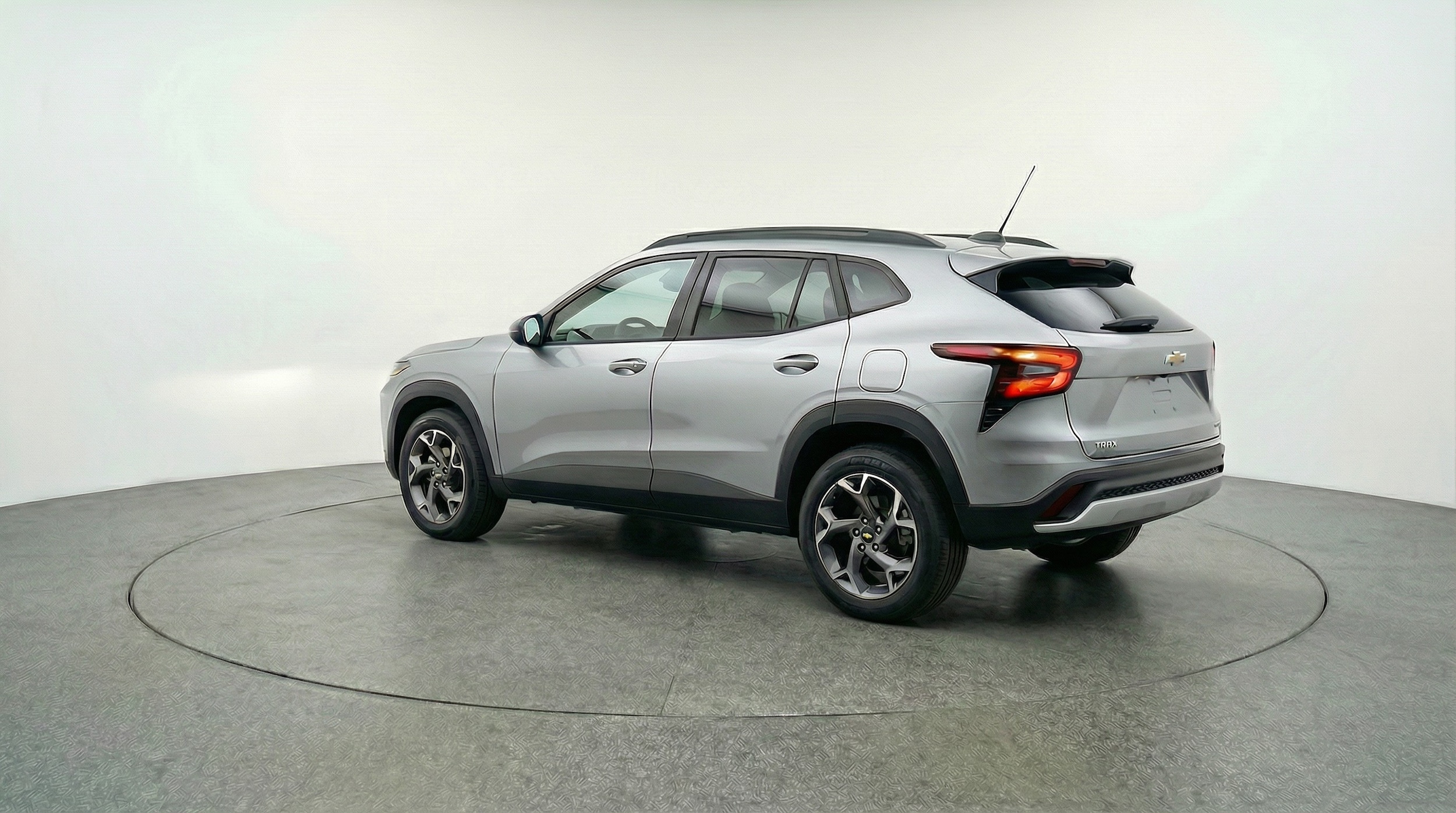 Thumbnail: 2025 Chevrolet Trax - 5