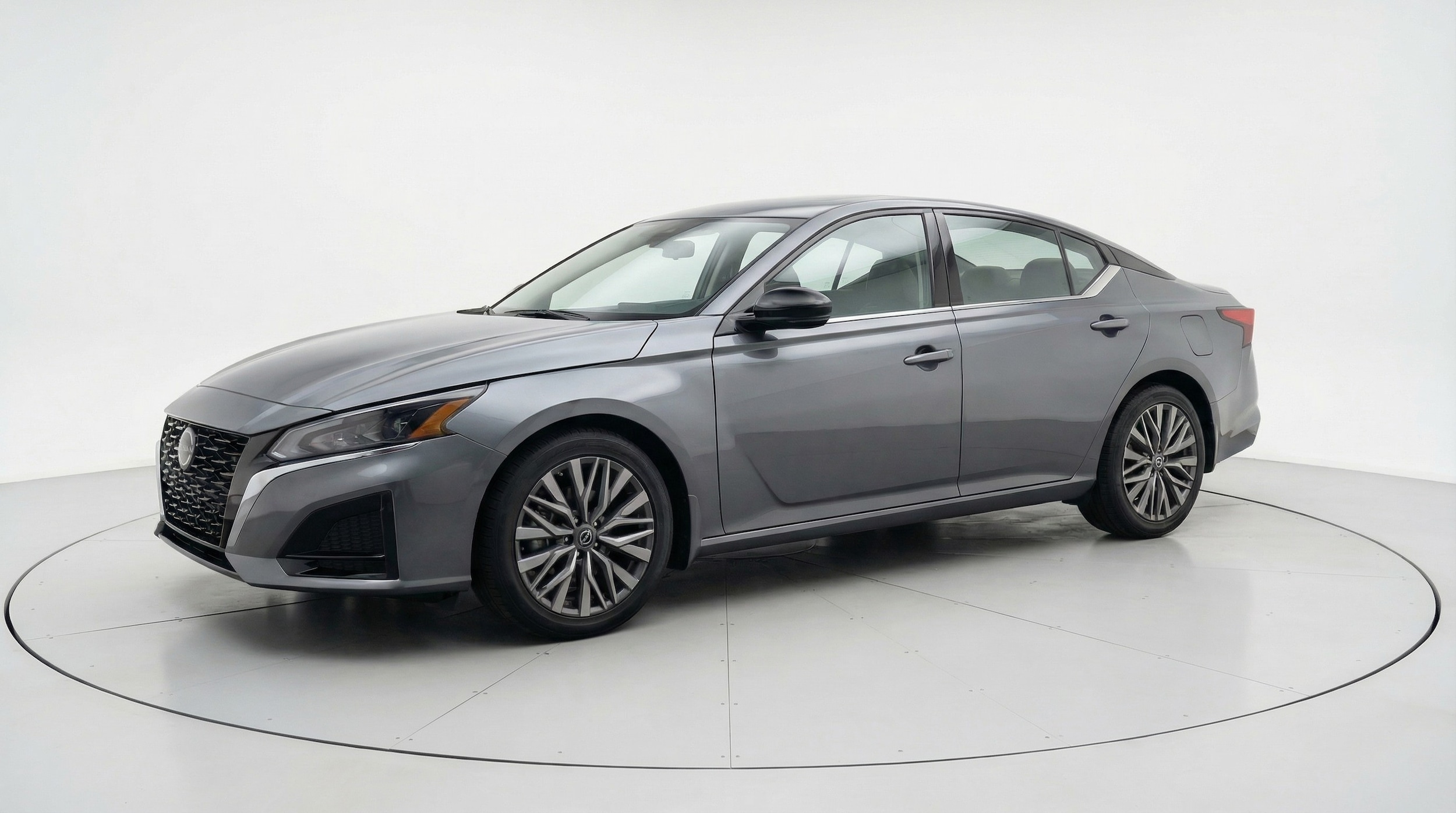 Thumbnail: 2025 Nissan Altima - 3