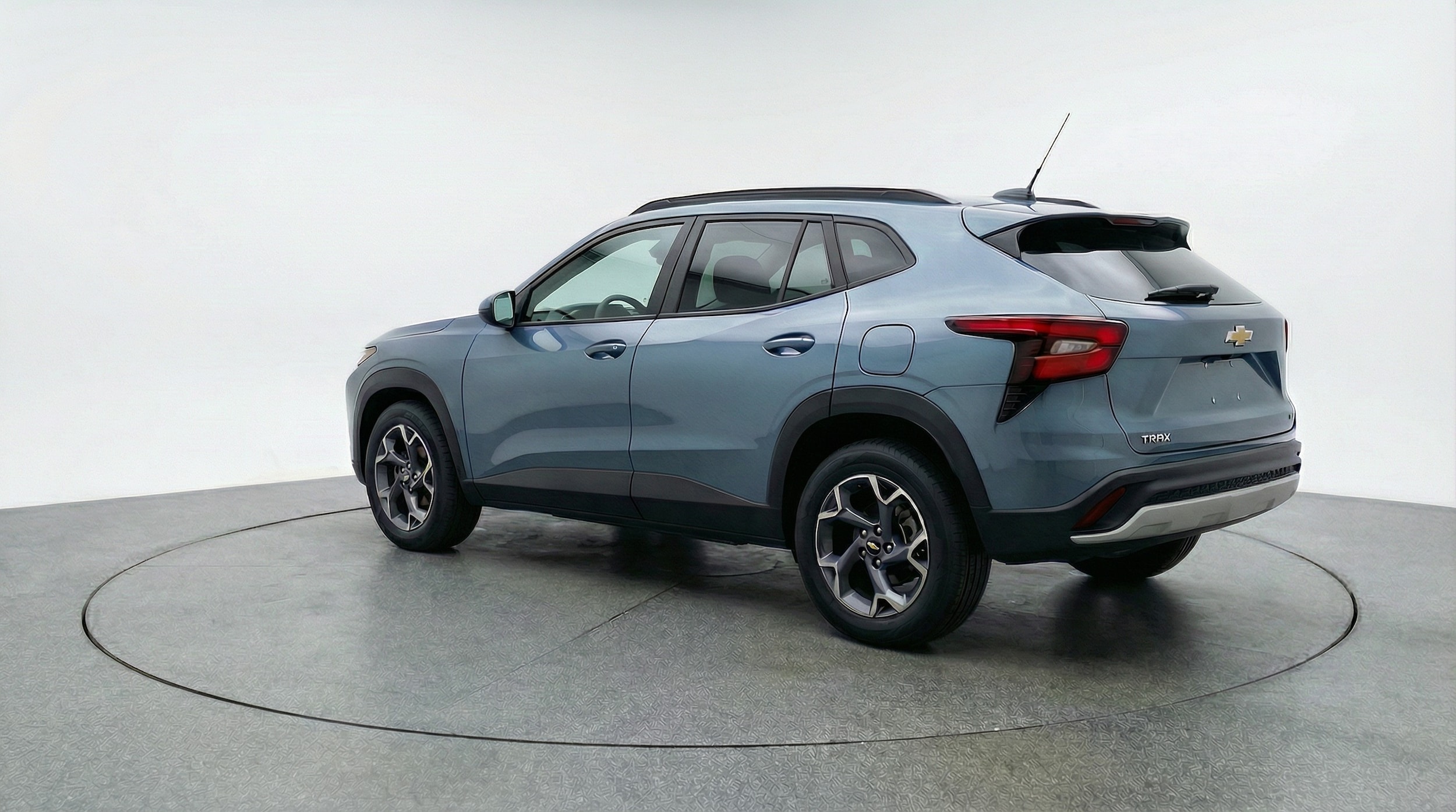 Thumbnail: 2025 Chevrolet Trax - 5