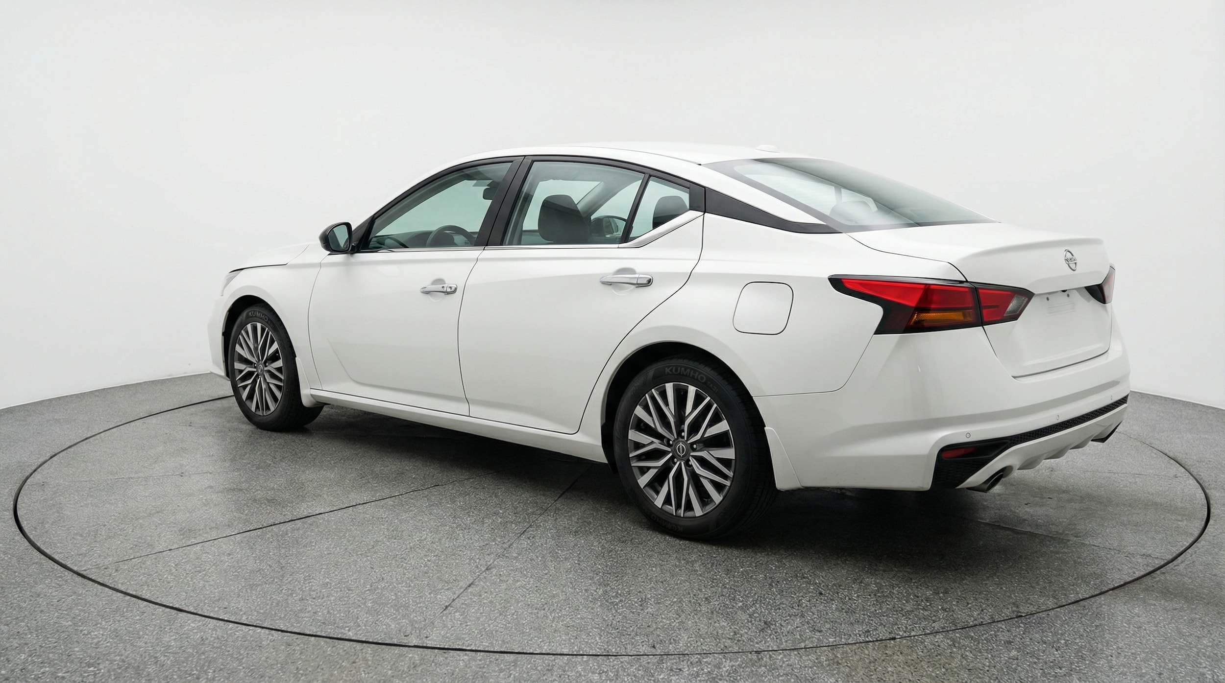 Thumbnail: 2025 Nissan Altima - 5