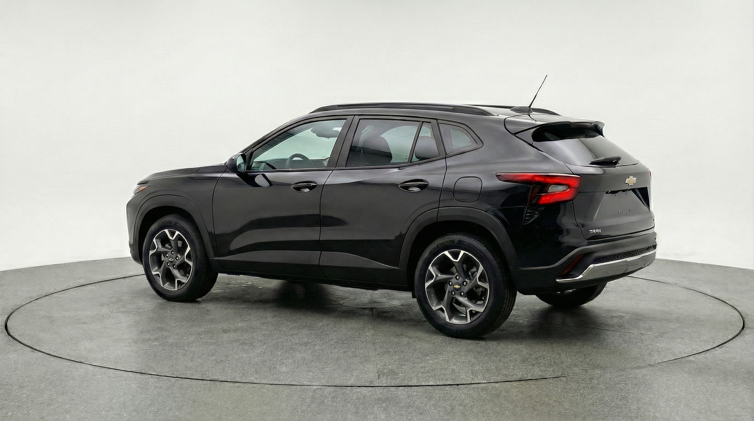 Thumbnail: 2025 Chevrolet Trax - 5