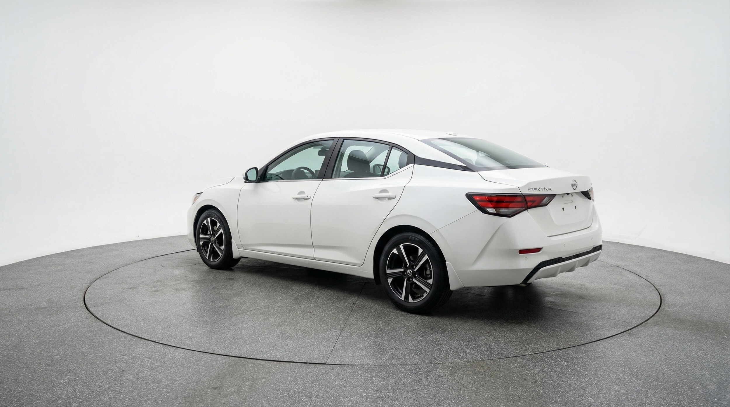 Thumbnail: 2025 Nissan Sentra - 5