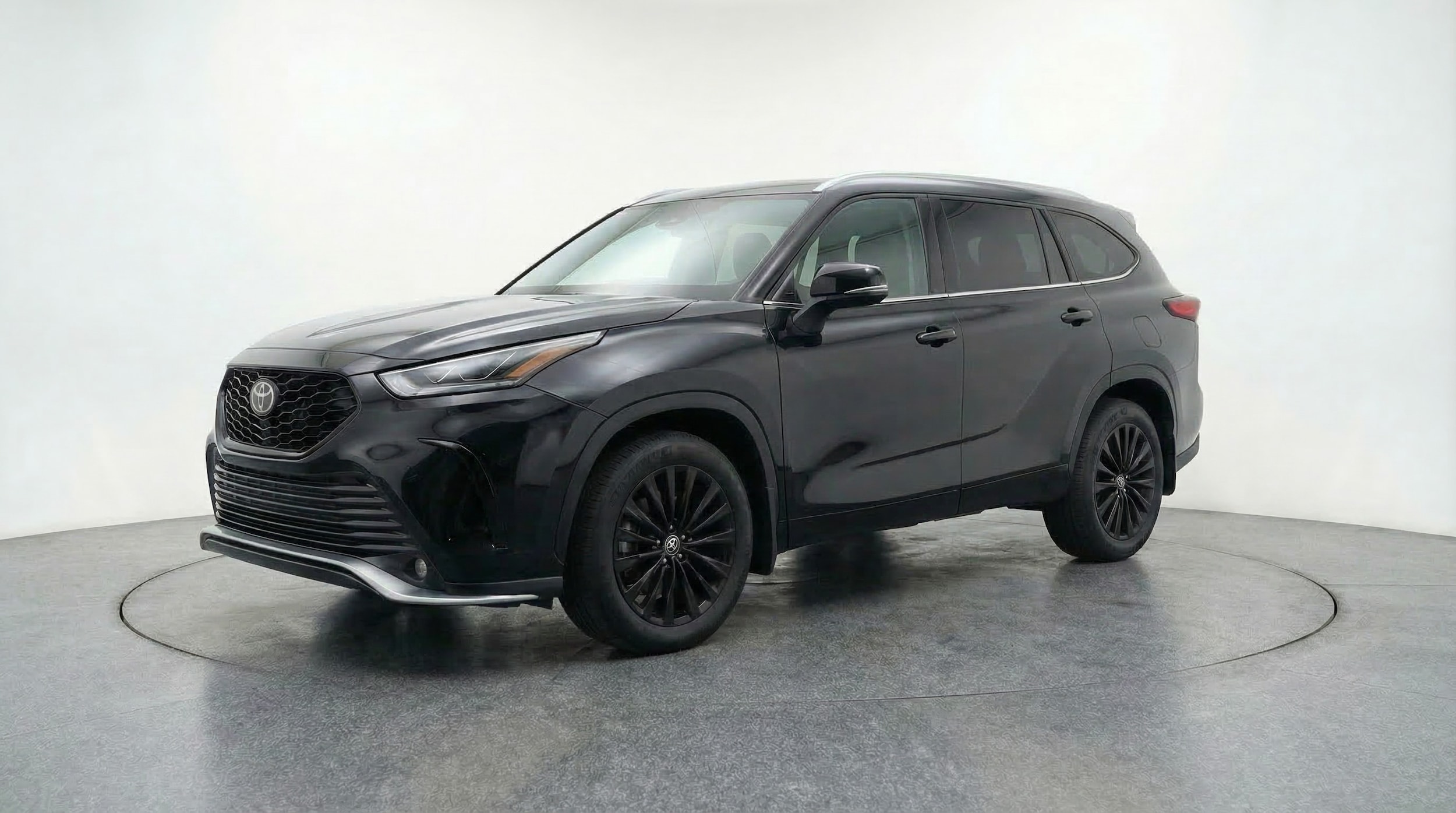 Thumbnail: 2025 Toyota Highlander - 3