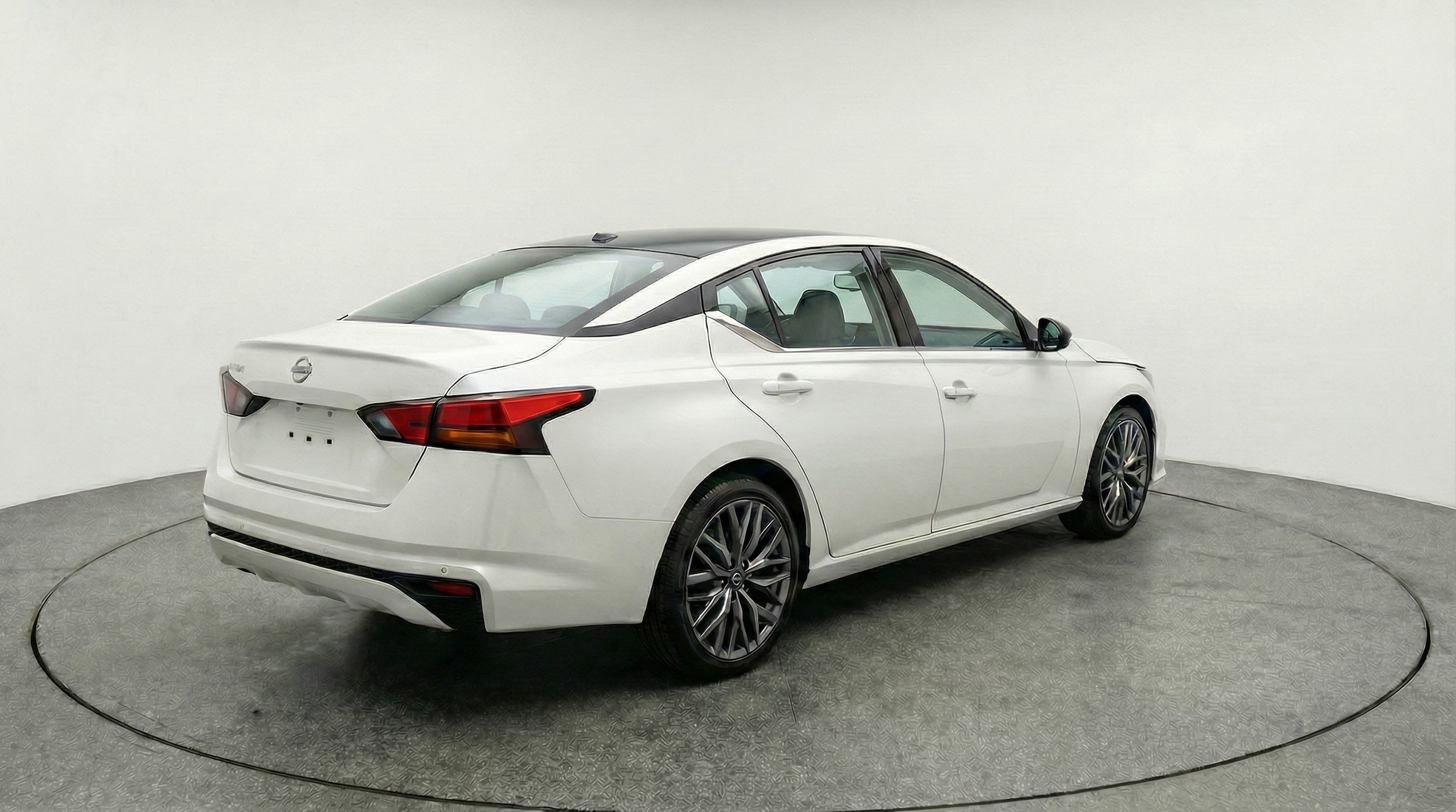 Thumbnail: 2025 Nissan Altima - 7