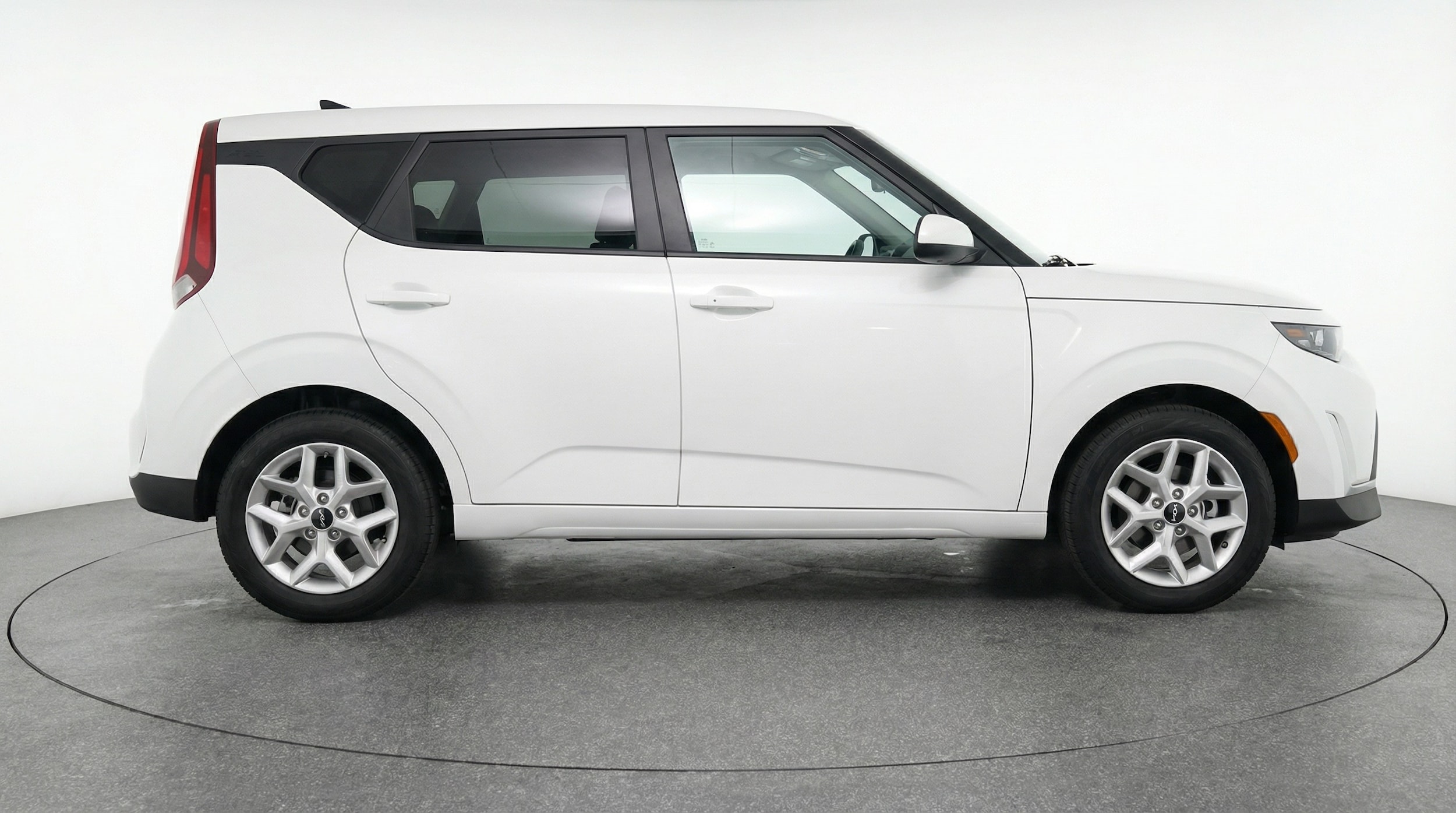 Thumbnail: 2025 Kia Soul - 8