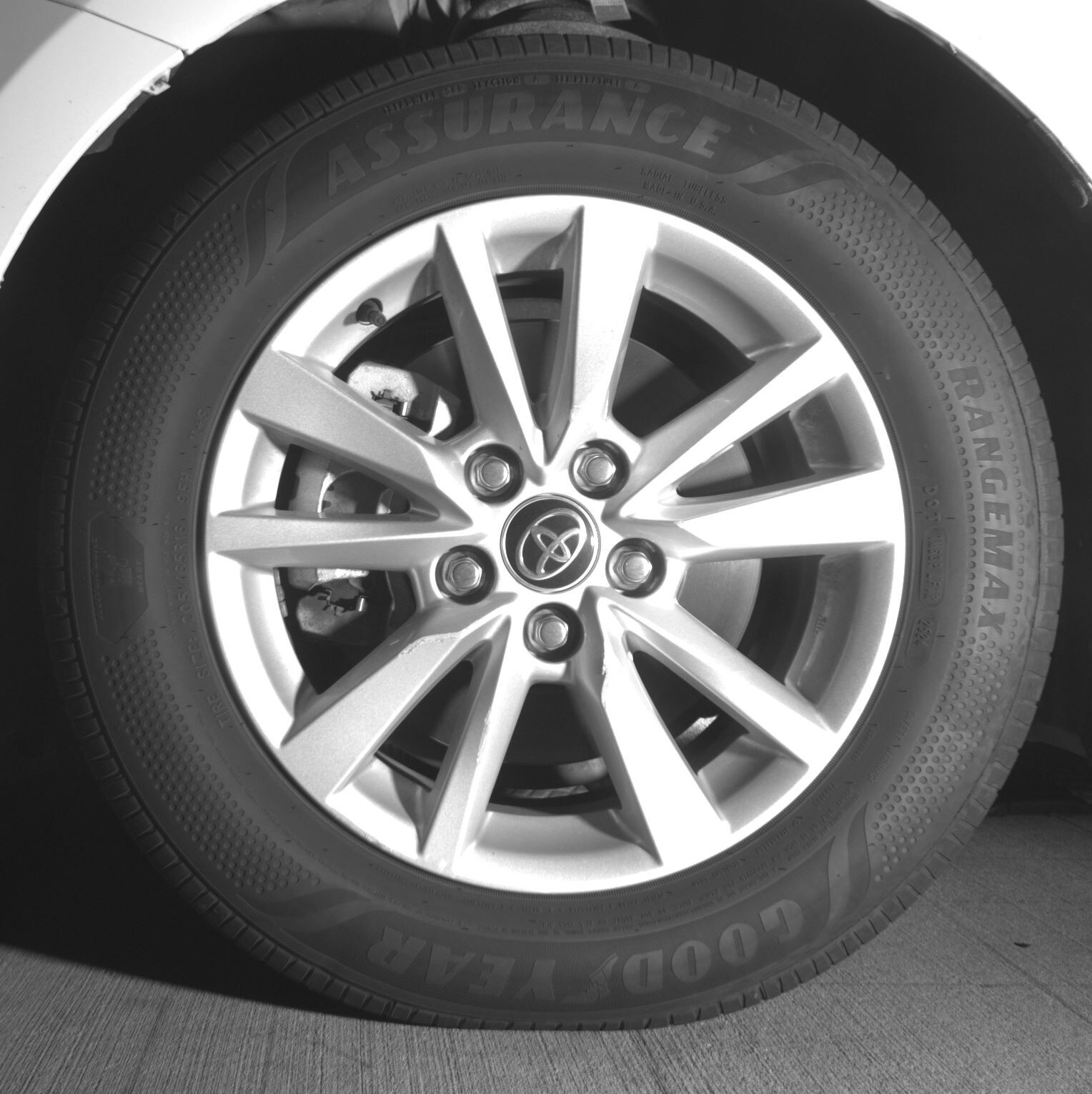 Thumbnail: 2025 Toyota Camry - 9