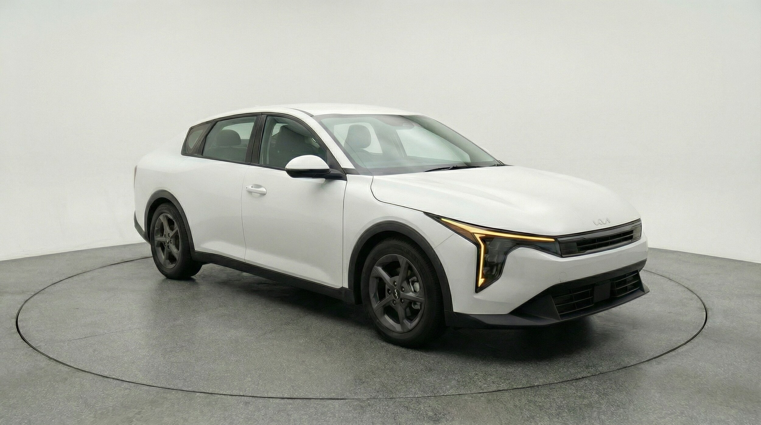 Thumbnail: 2025 Kia K4 - 1