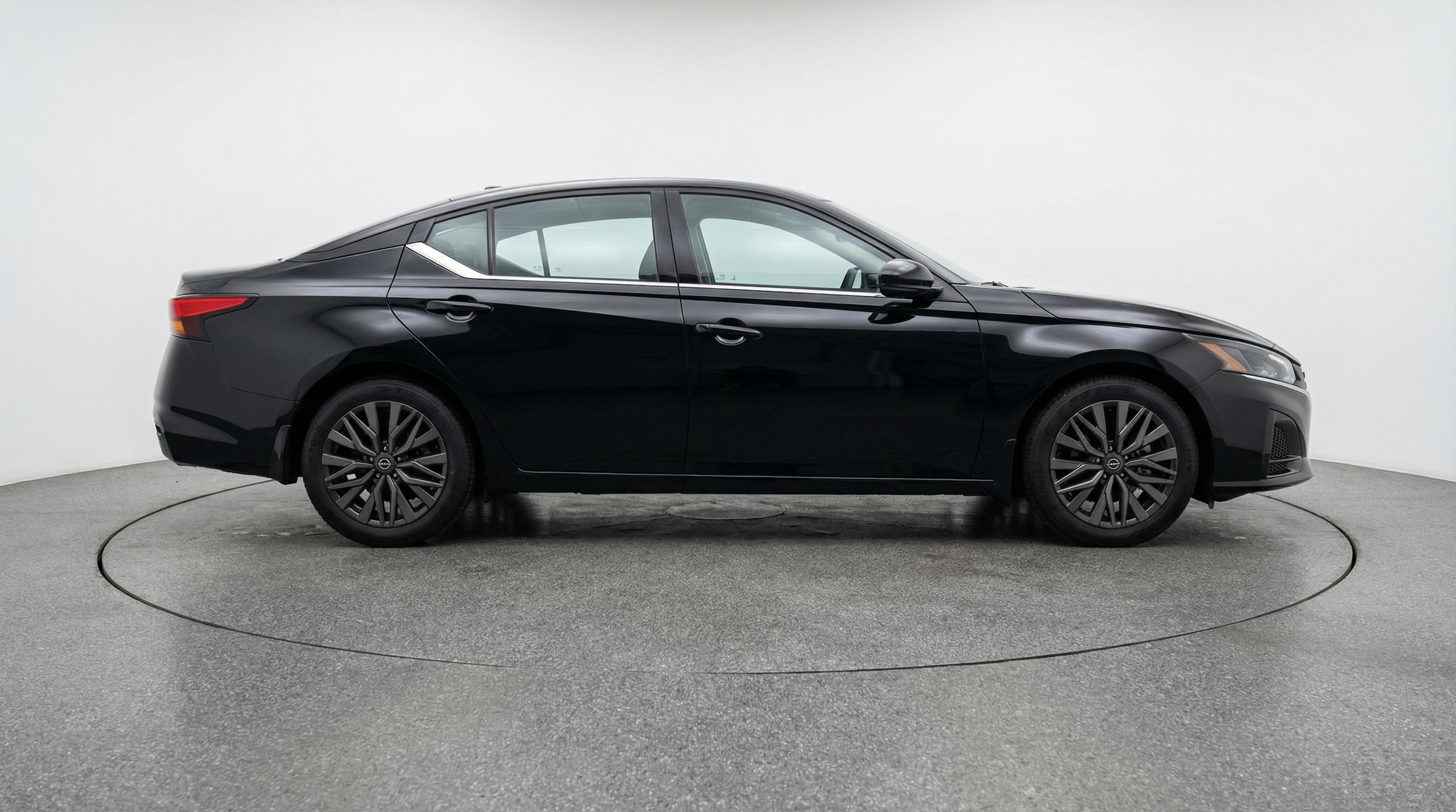 Thumbnail: 2025 Nissan Altima - 8