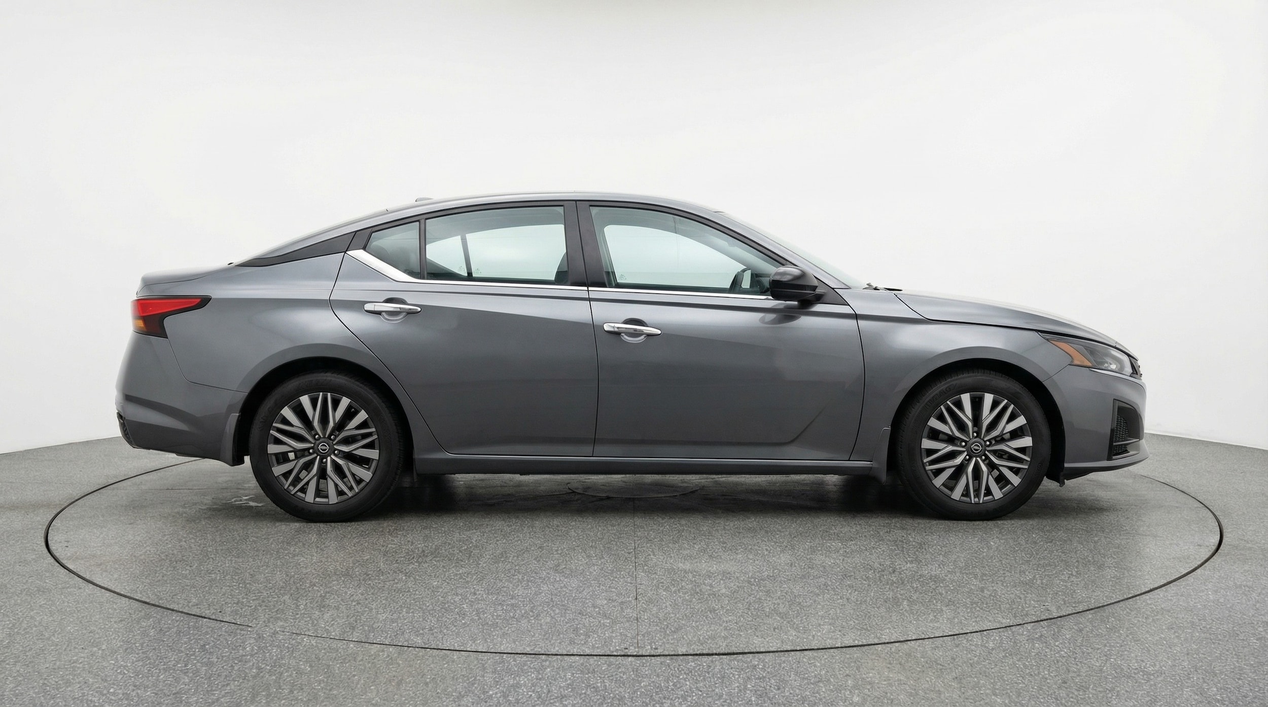 Thumbnail: 2025 Nissan Altima - 8