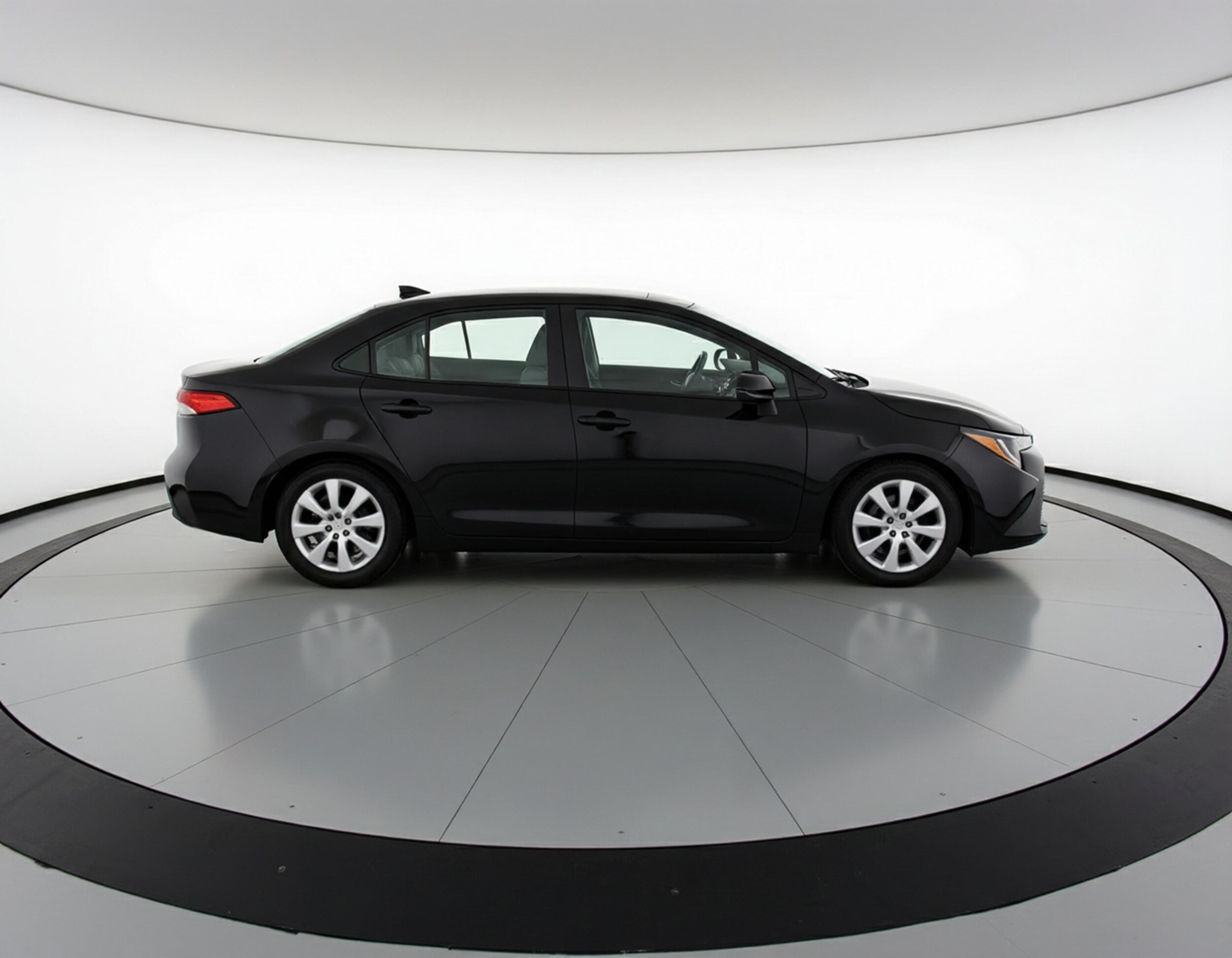 Thumbnail: 2025 Toyota Corolla - 8