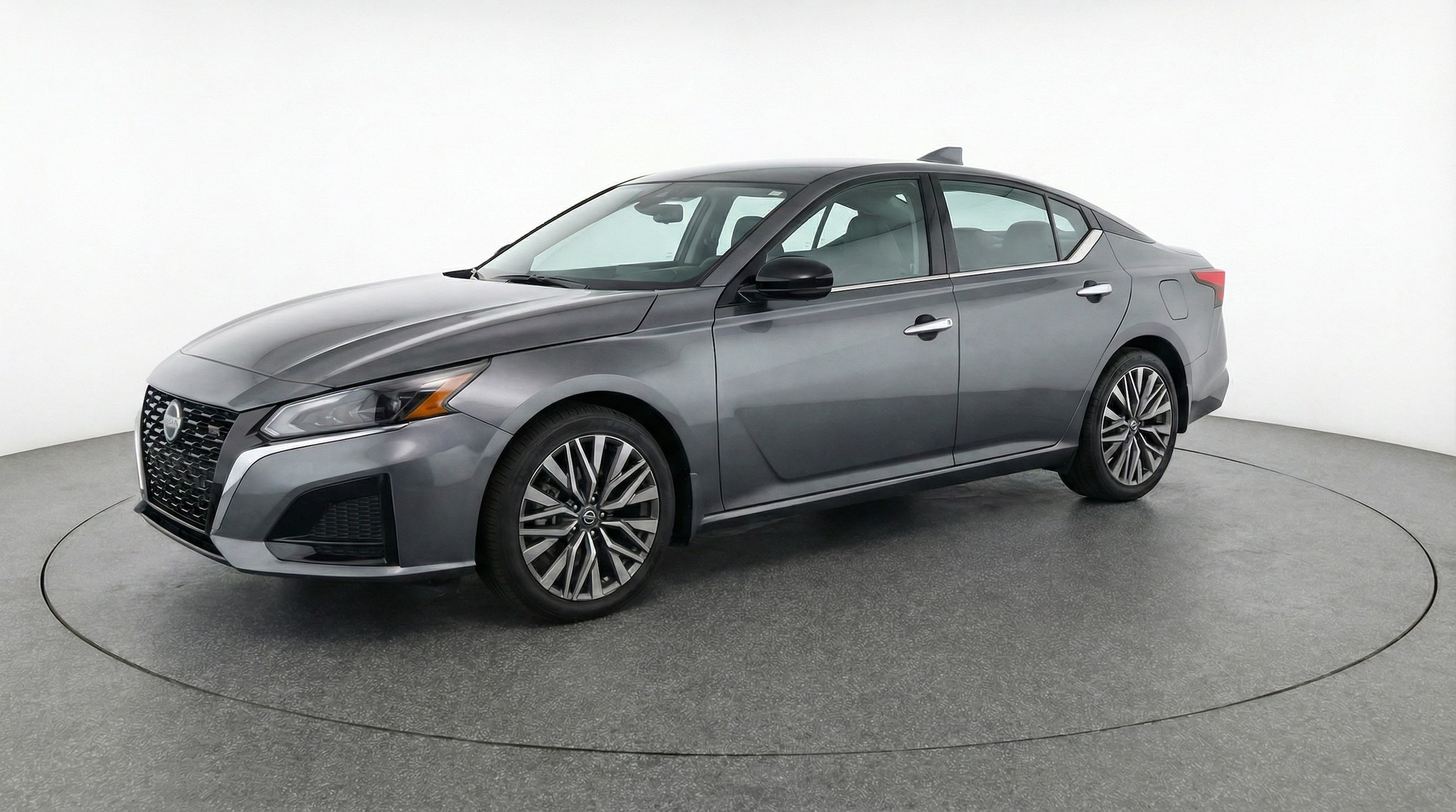 Thumbnail: 2025 Nissan Altima - 3