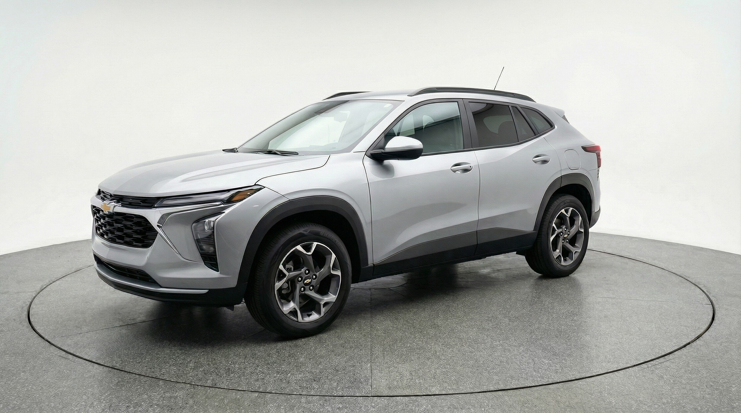 Thumbnail: 2025 Chevrolet Trax - 3