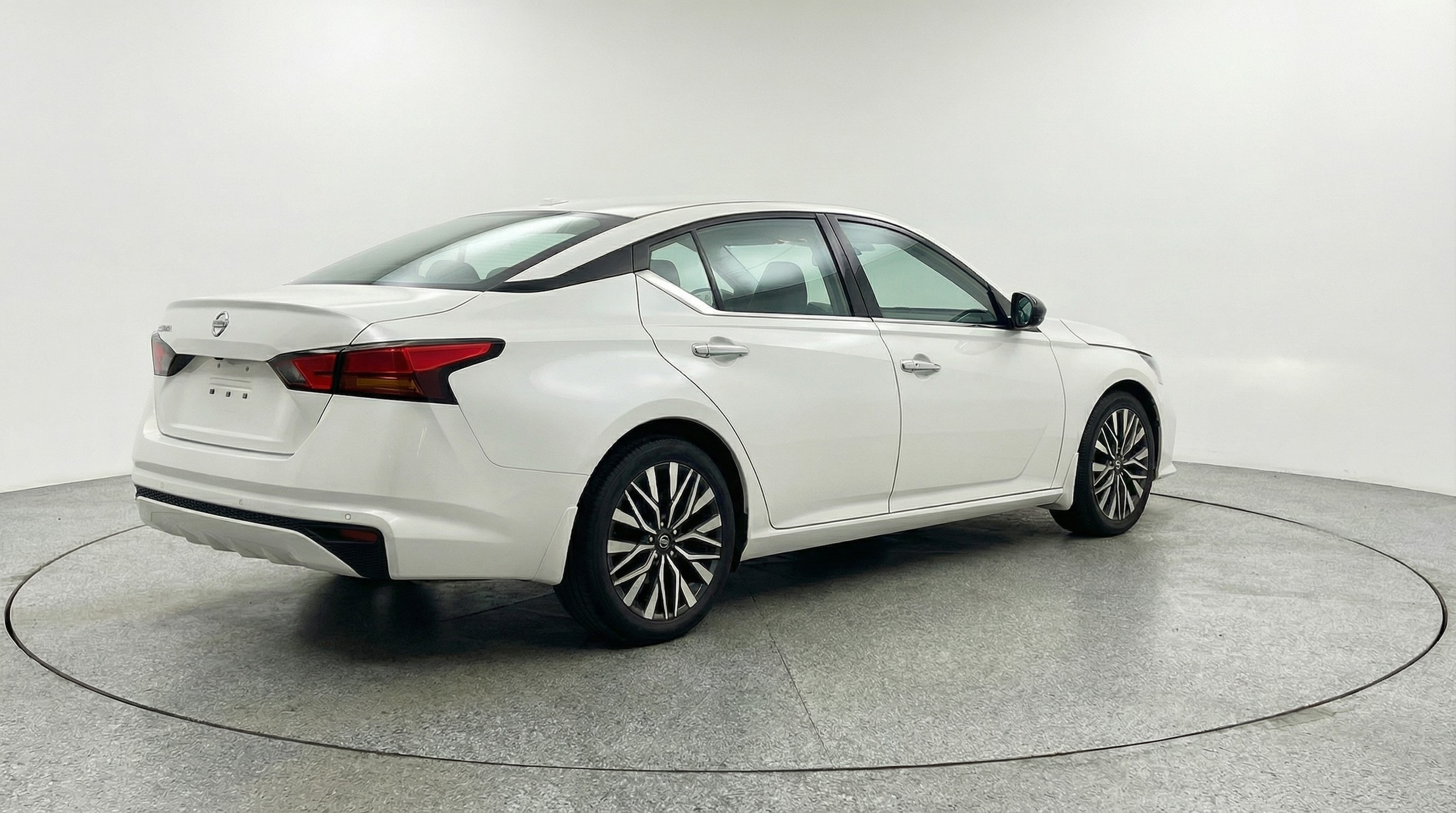 Thumbnail: 2025 Nissan Altima - 7