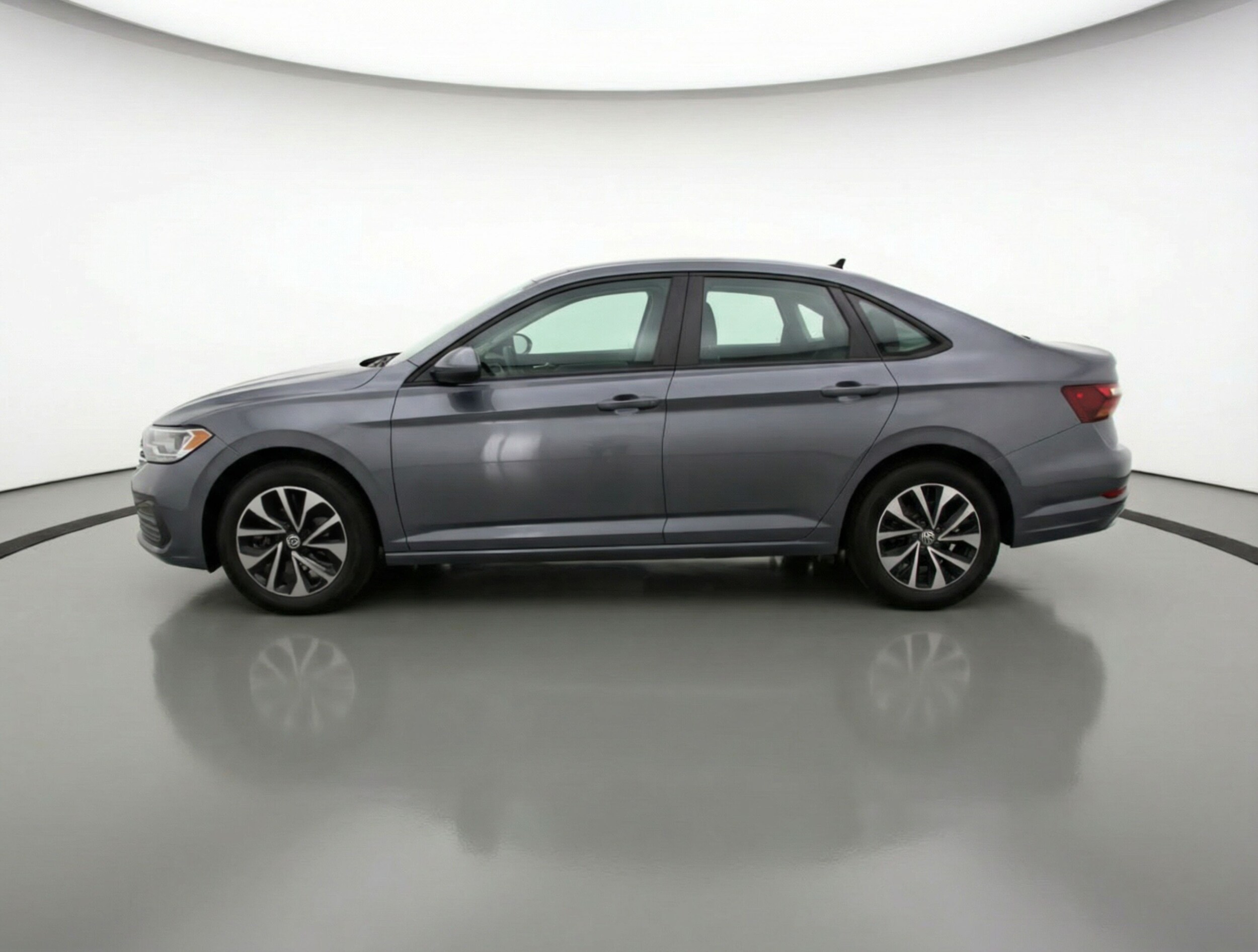 Thumbnail: 2024 Volkswagen Jetta - 4
