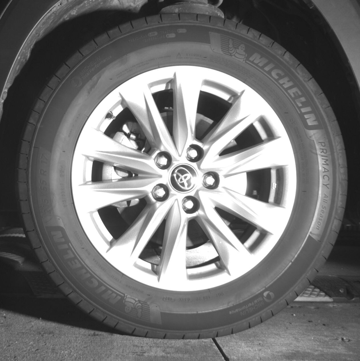 Thumbnail: 2025 Toyota Corolla Cross - 9