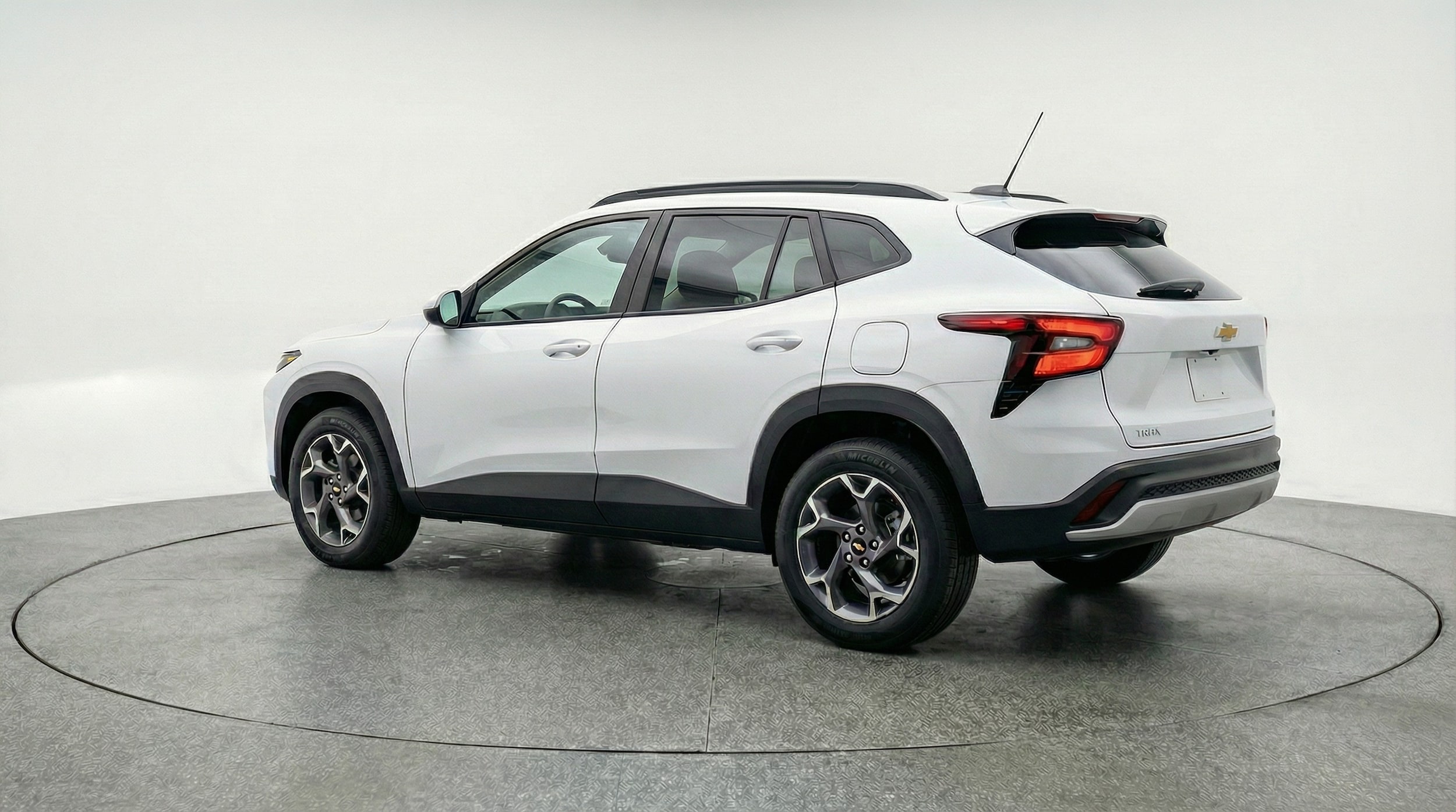 Thumbnail: 2025 Chevrolet Trax - 5
