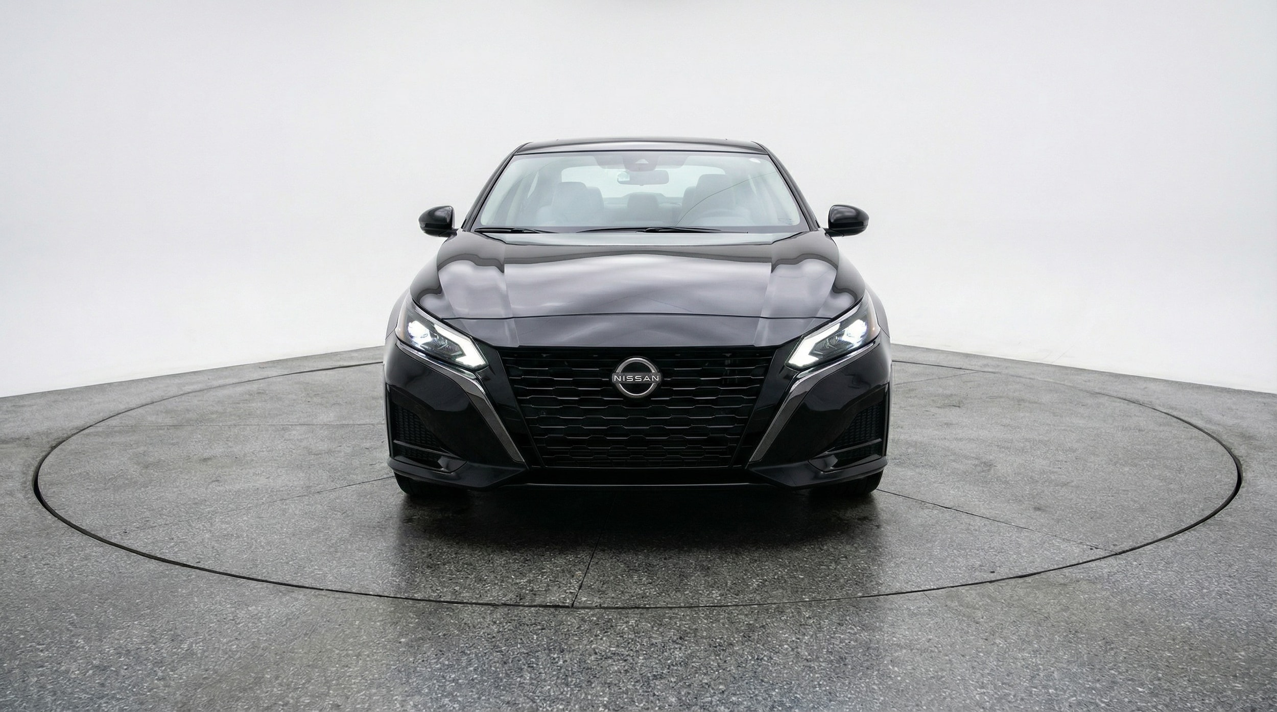 Thumbnail: 2025 Nissan Altima - 2