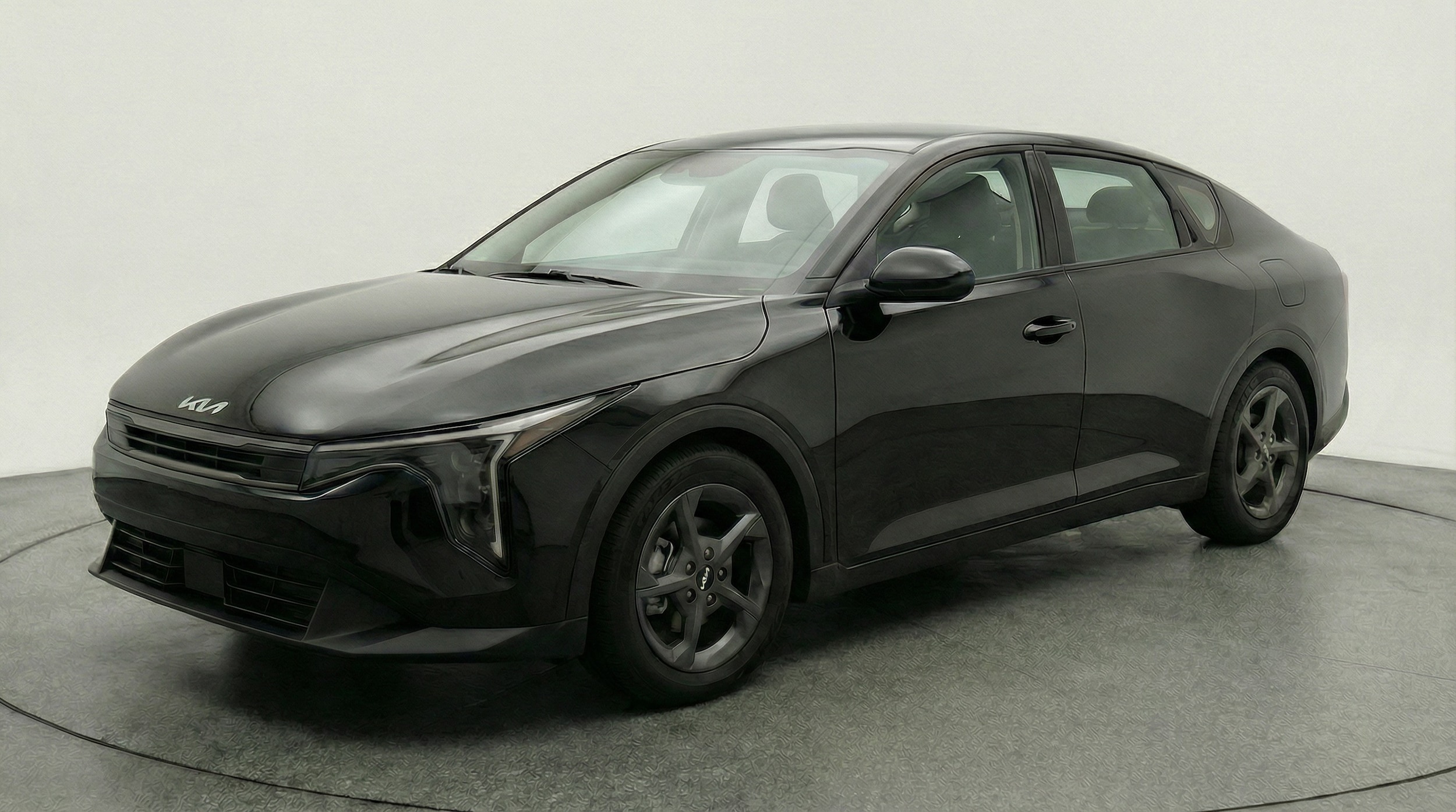 Thumbnail: 2025 Kia K4 - 3