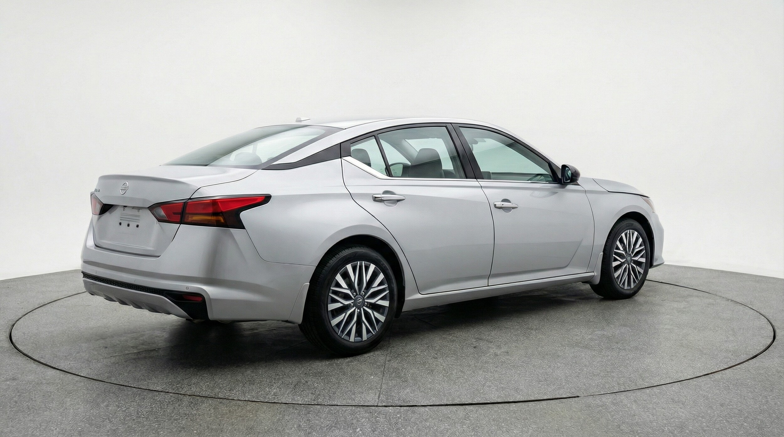 Thumbnail: 2025 Nissan Altima - 7