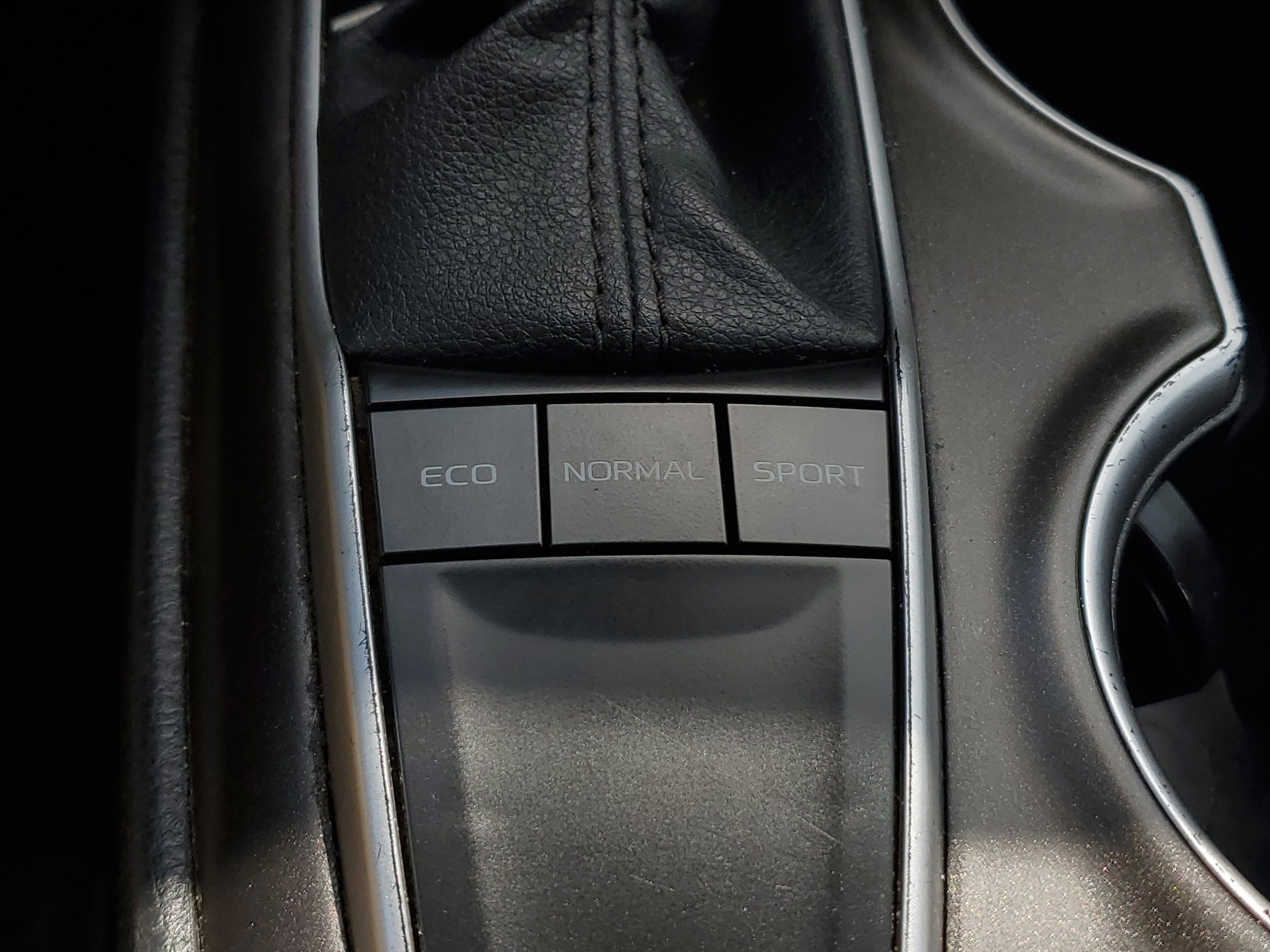 2024 Toyota Camry LE - Photo 25