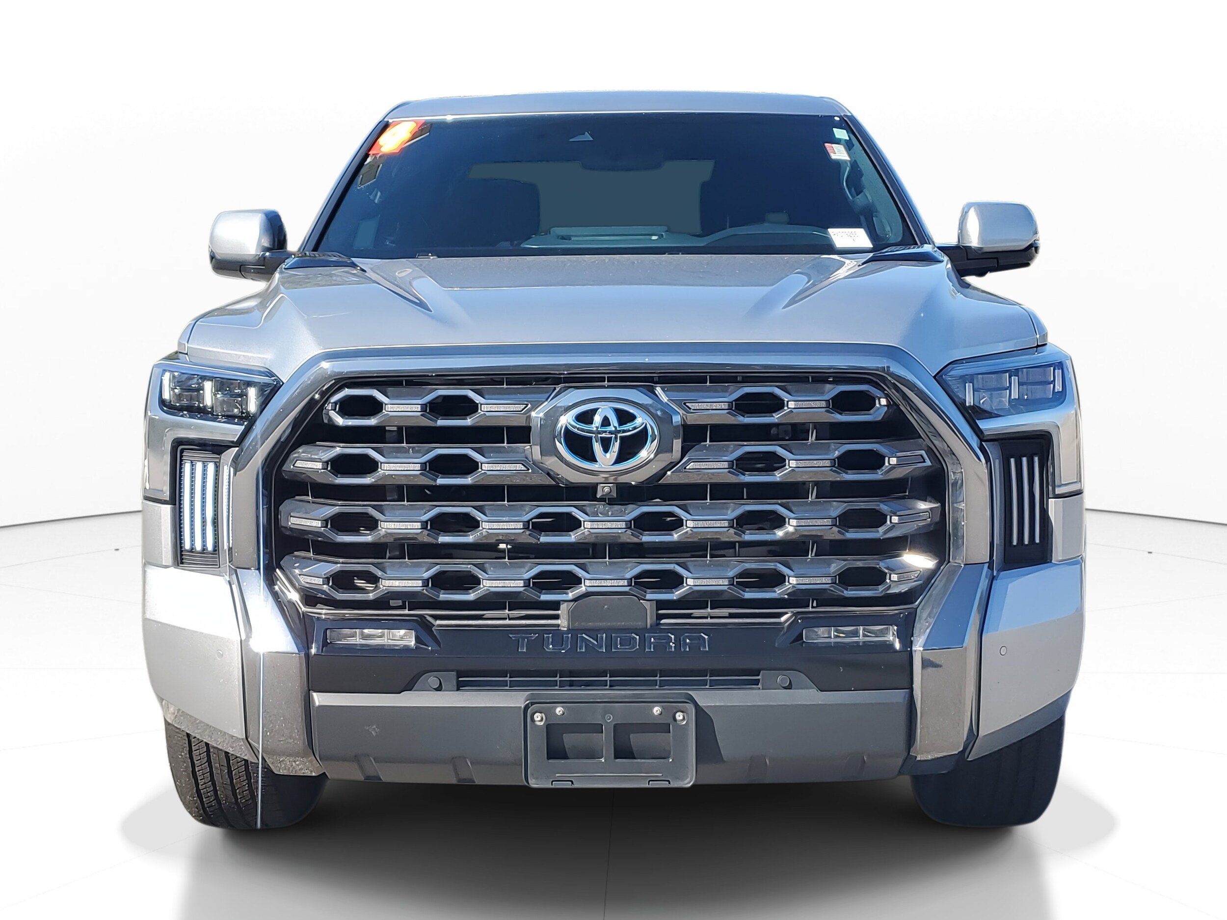 2024 Toyota Tundra Platinum photo 2