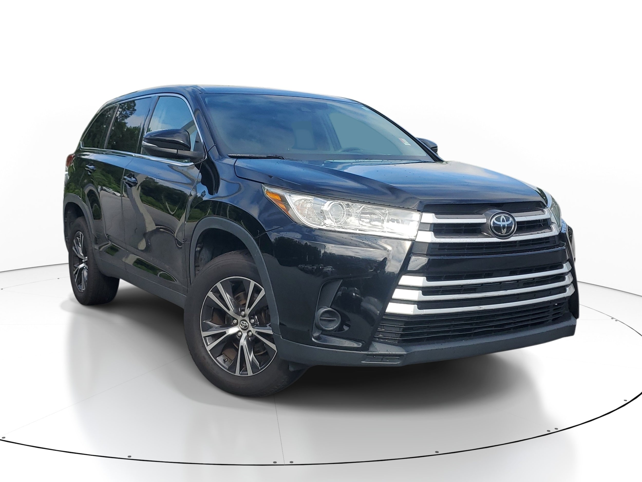2019 Toyota Highlander LE V6 for sale in Morrow, GA