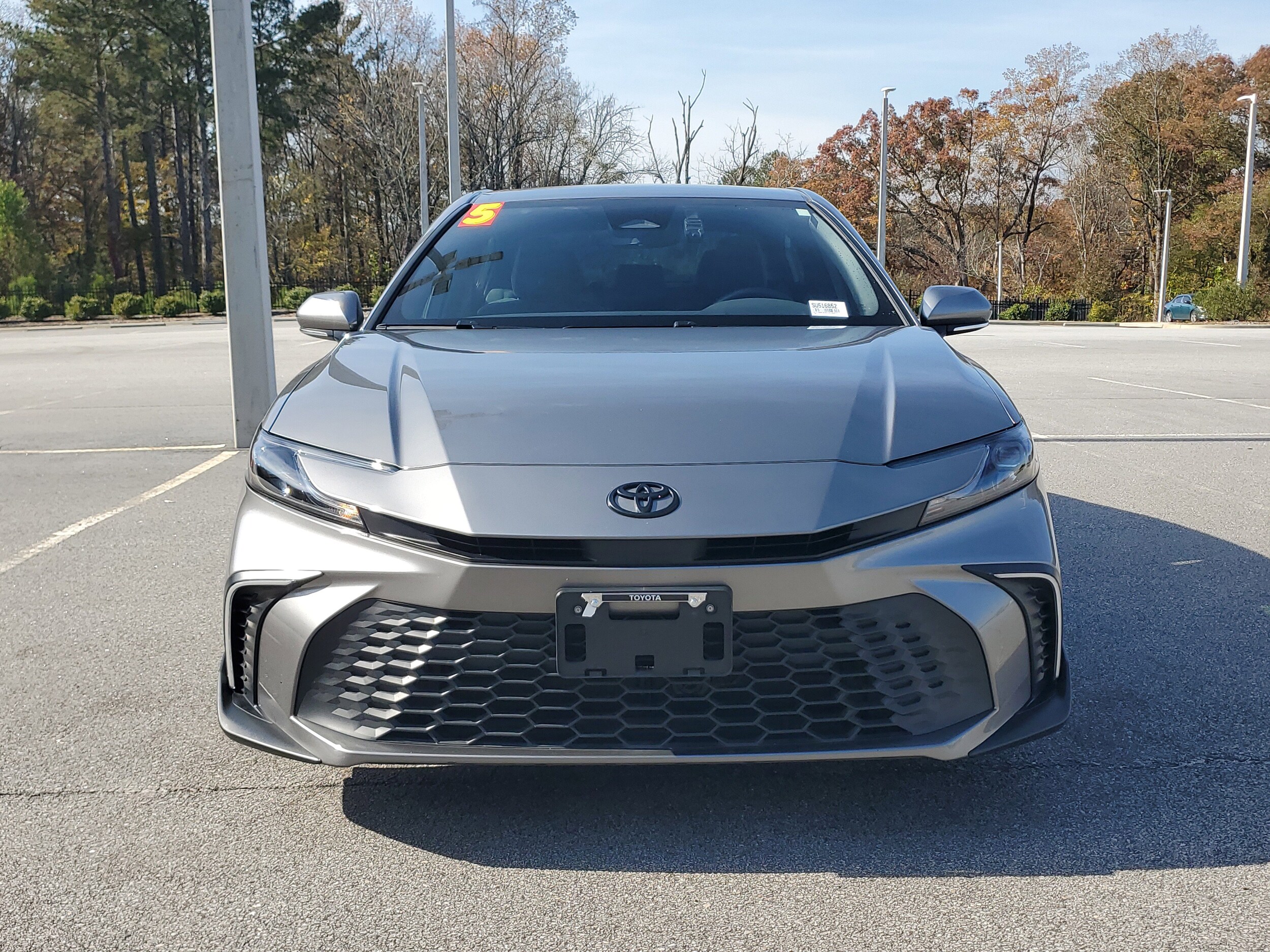 2025 Toyota Camry SE photo 2