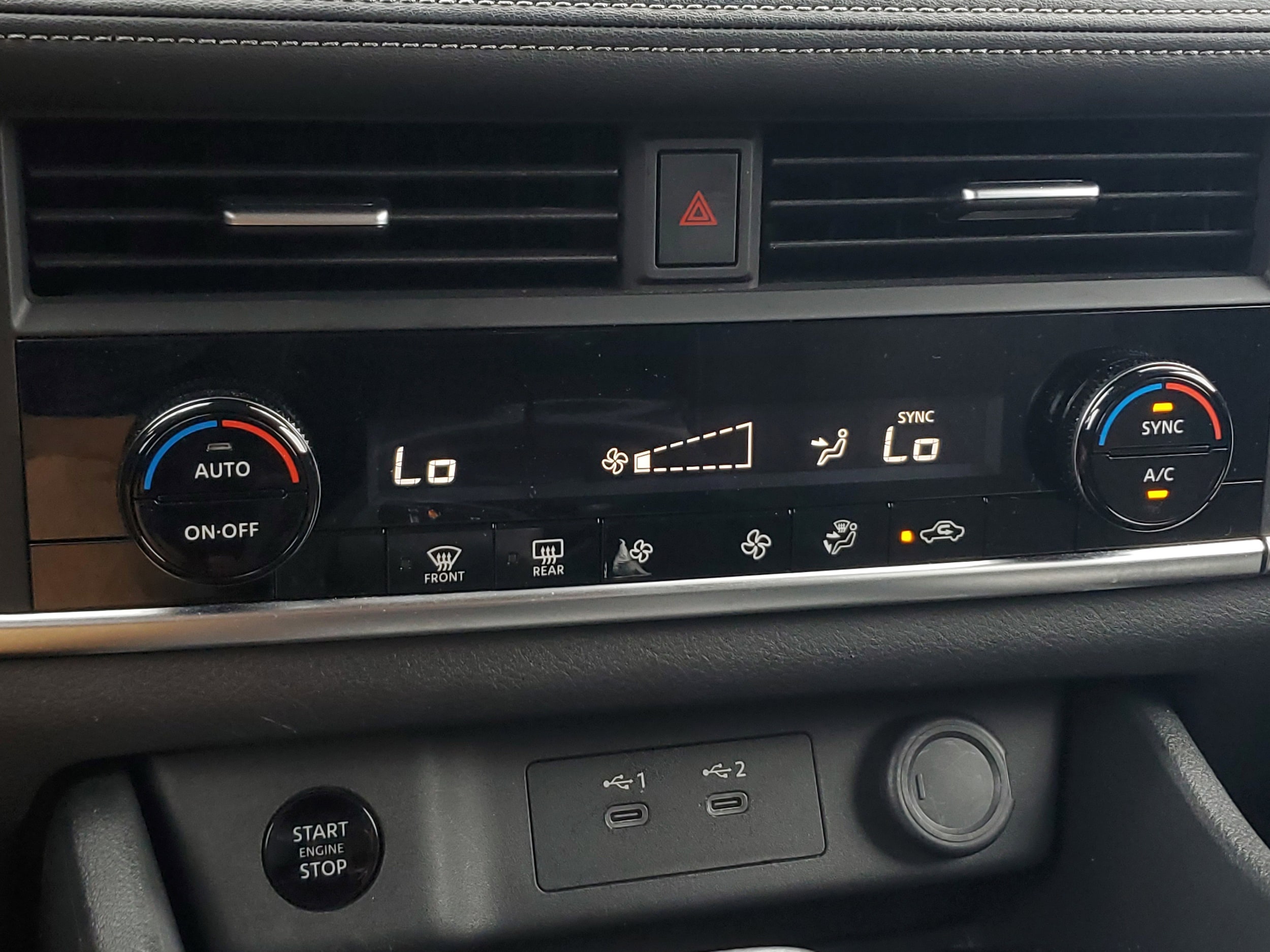 2025 Nissan Rogue SV - Photo 24