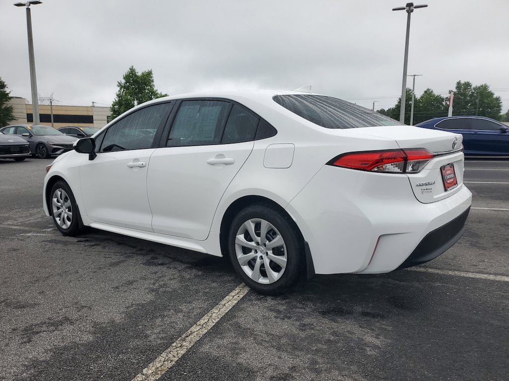 Used 2025 Toyota Corolla LE Sedan