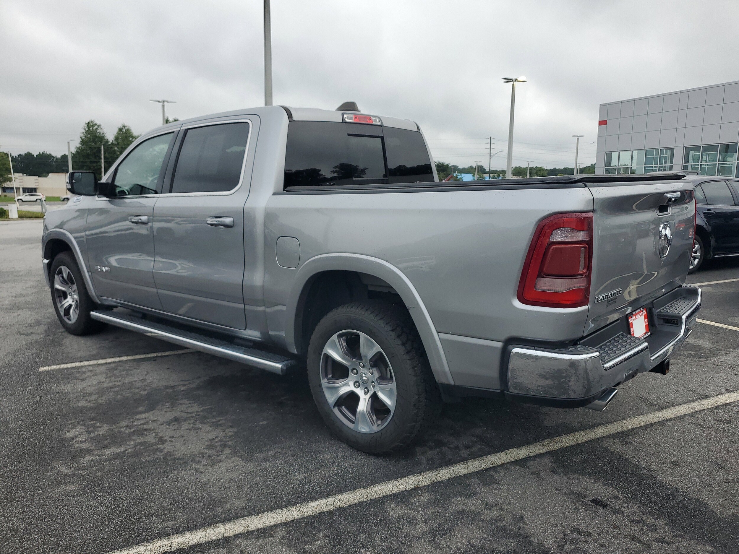 2022 Ram 1500 Laramie photo 4