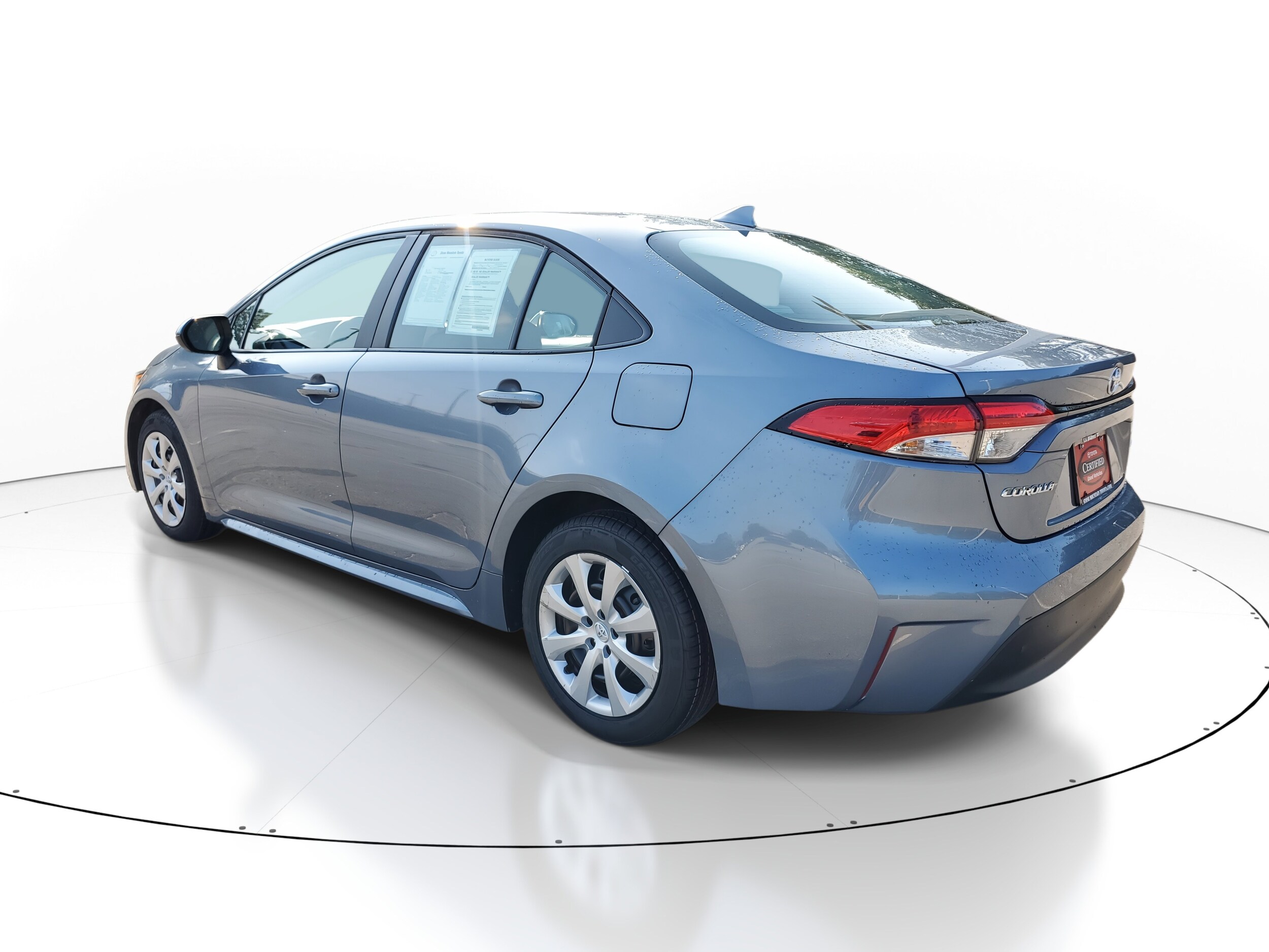 2024 Toyota Corolla LE photo 4