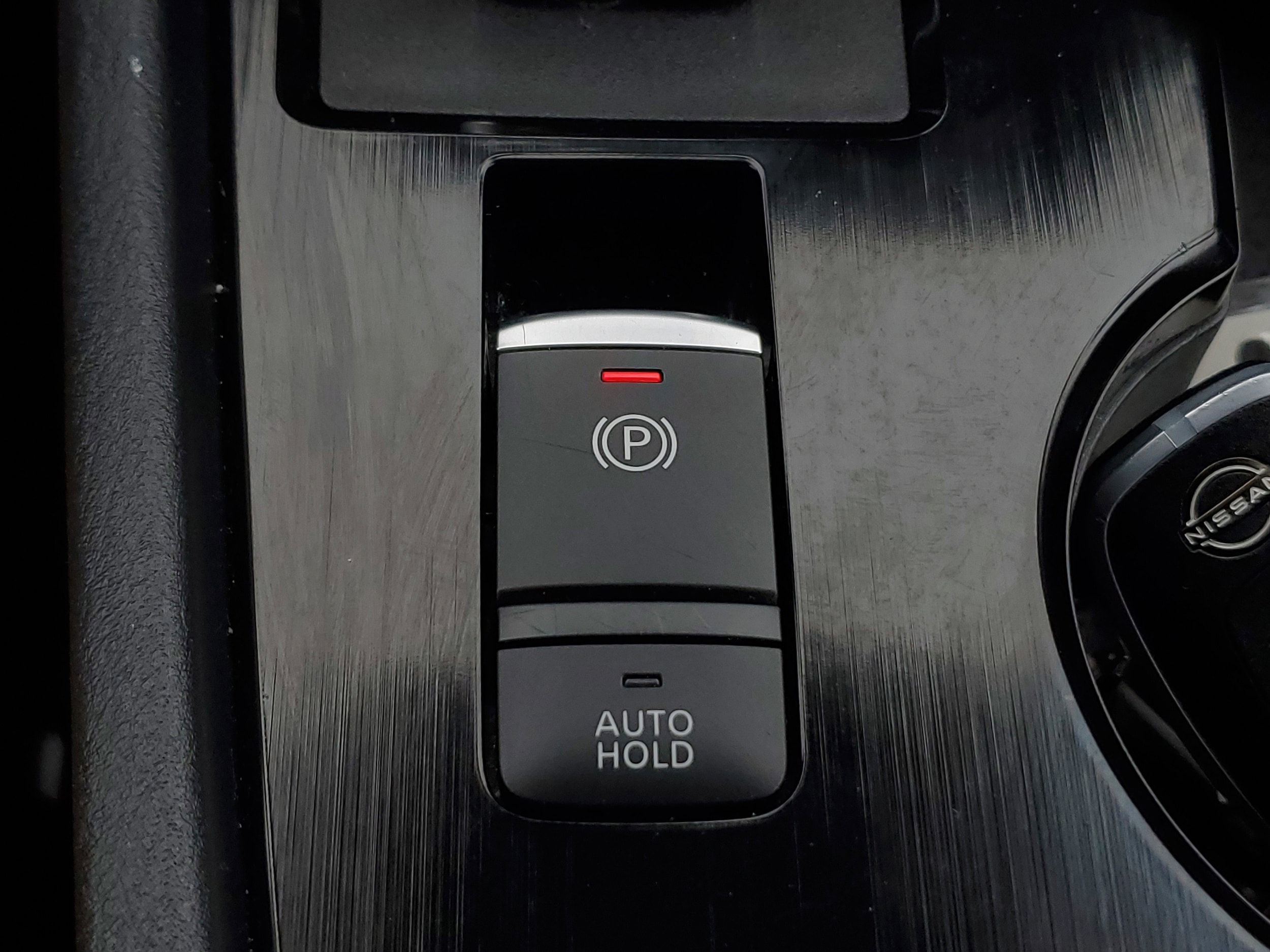 2025 Nissan Rogue SV - Photo 27