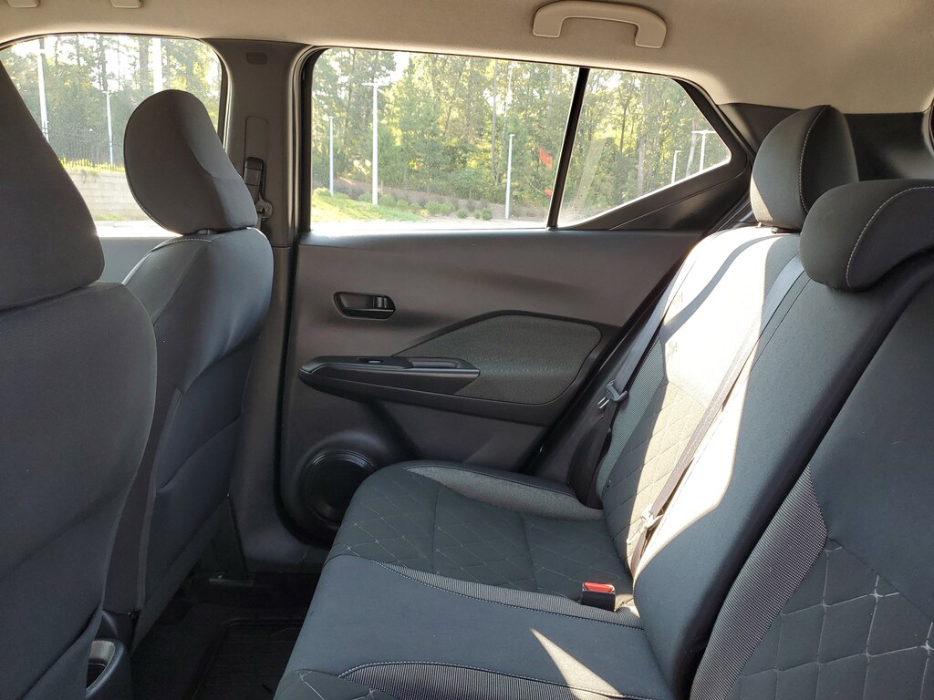 2018 Nissan Kicks S photo 10