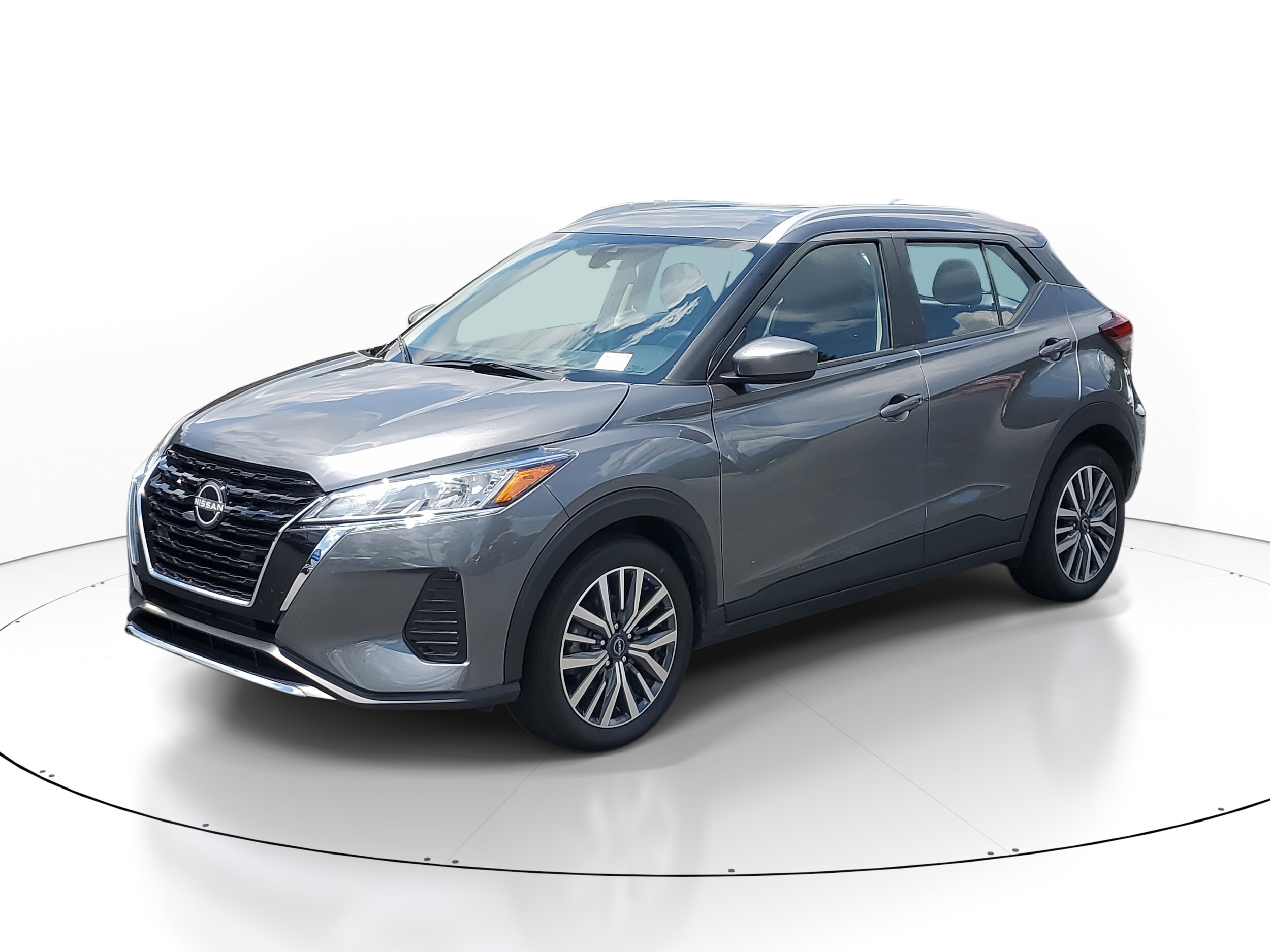 2024 Nissan Kicks SV photo 3