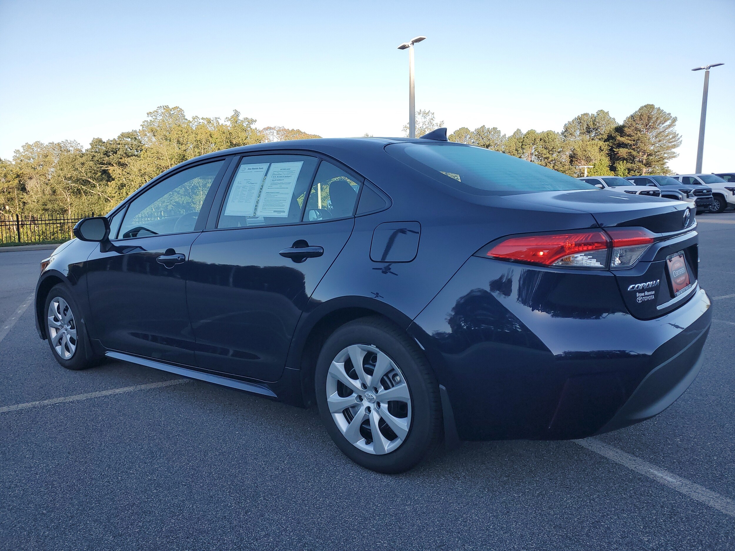 2025 Toyota Corolla LE photo 4