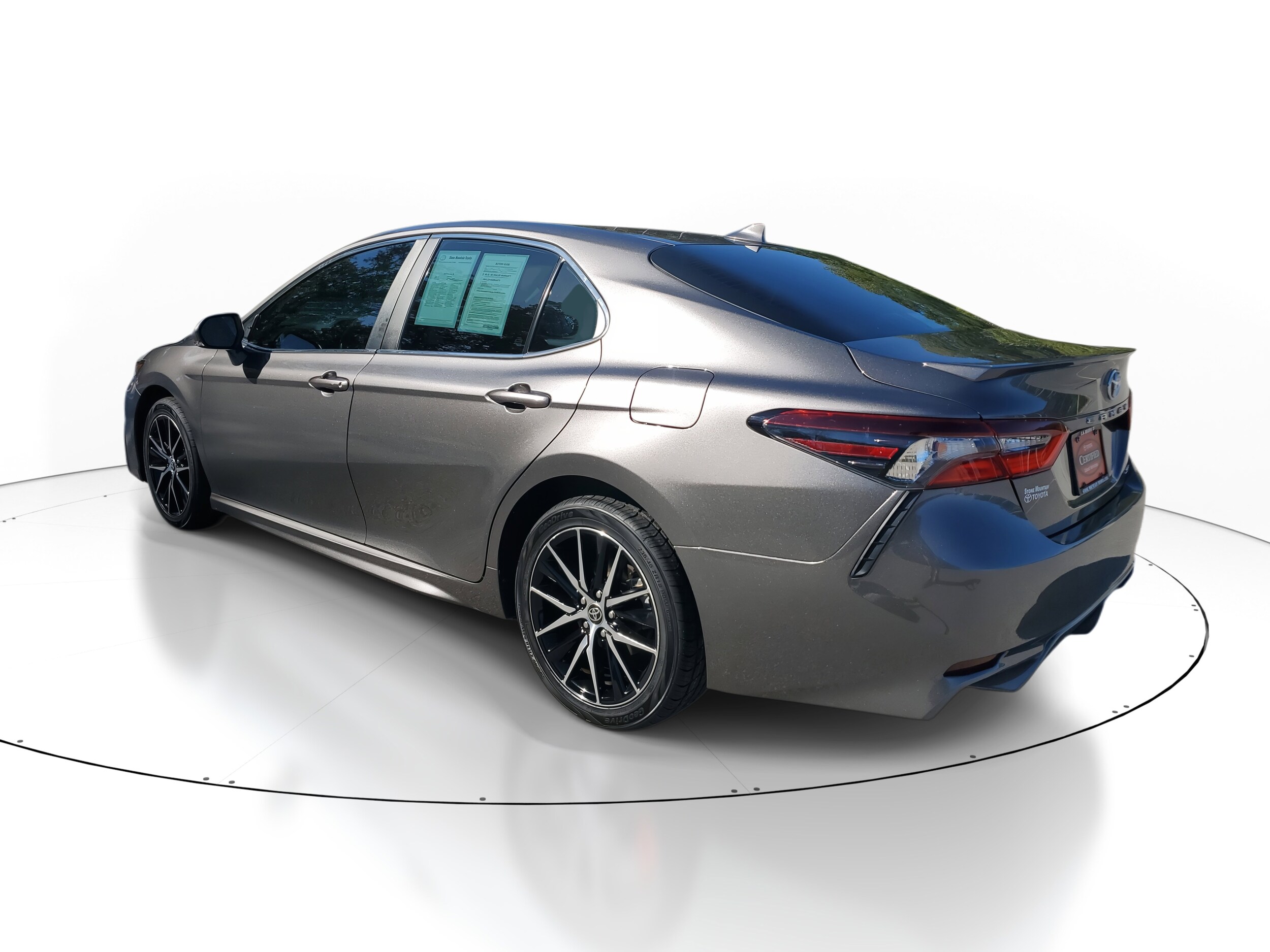 2023 Toyota Camry SE photo 4