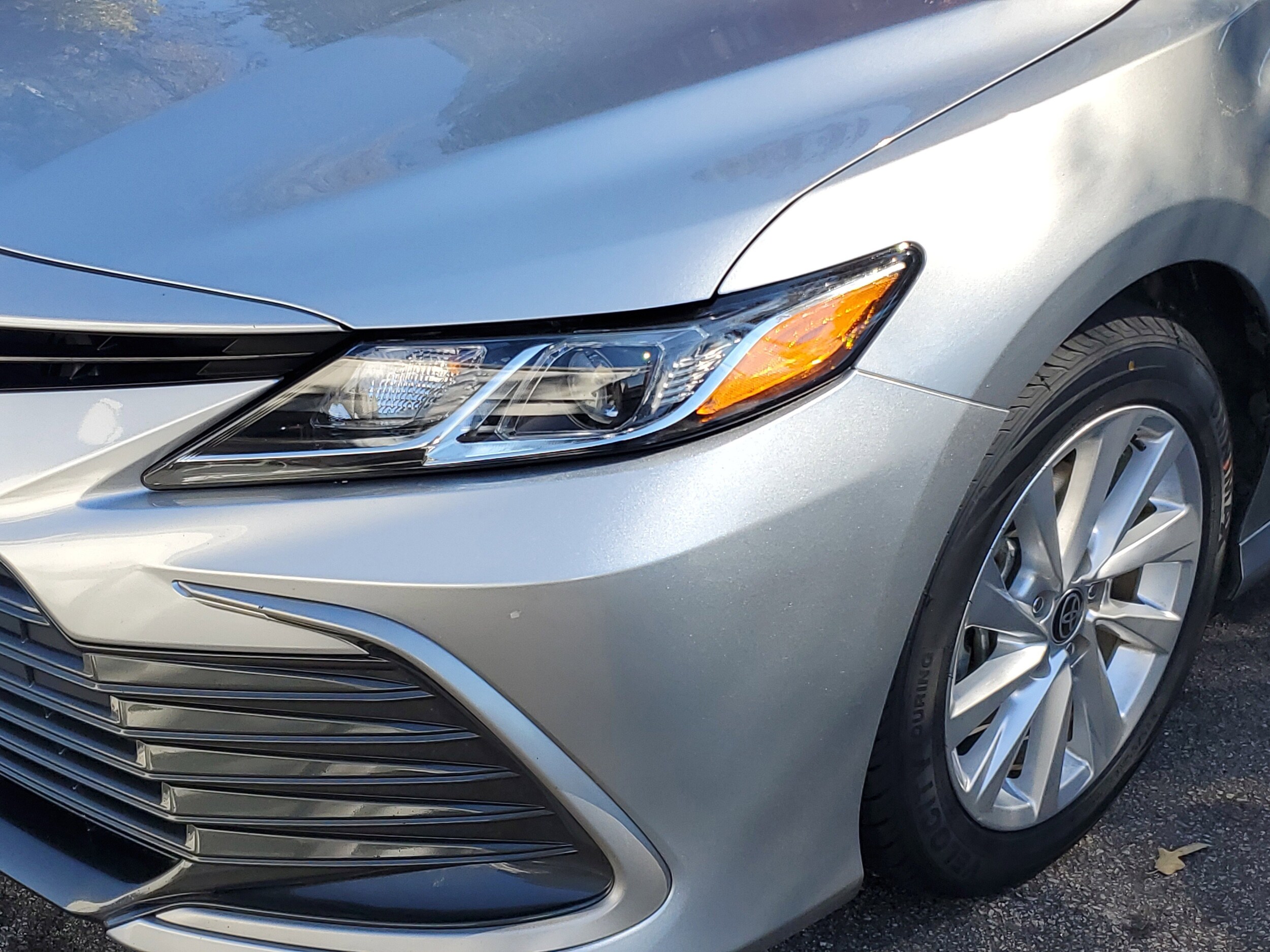 2023 Toyota Camry LE photo 4