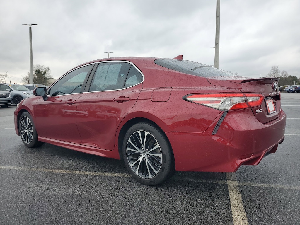 Used 2018 Toyota Camry L Sedan