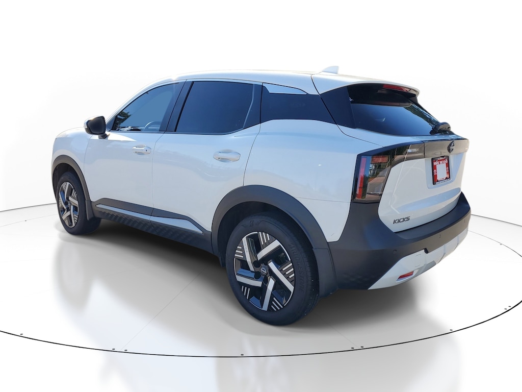 Used 2025 Nissan Kicks SV SUV