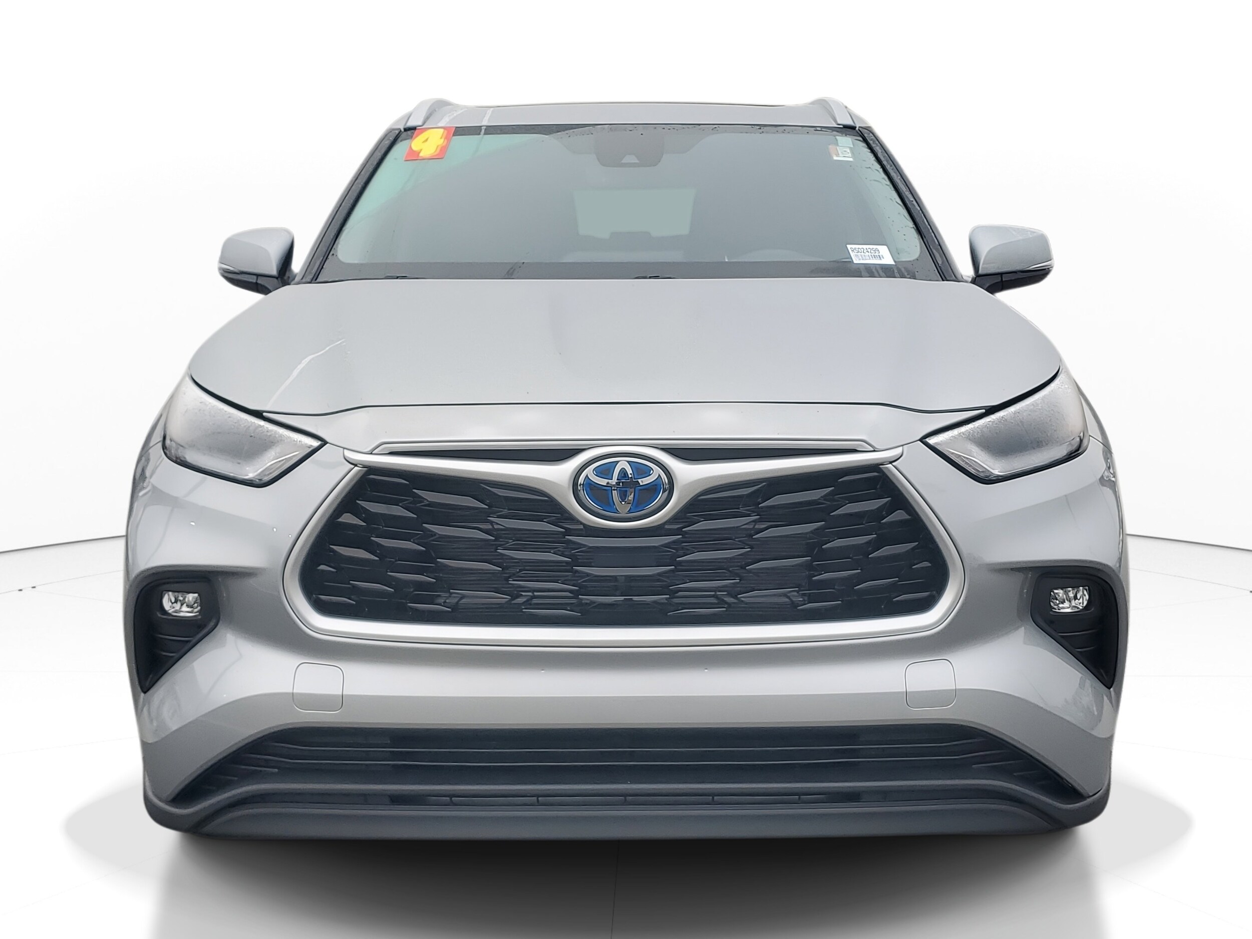 2024 Toyota Highlander Hybrid XLE photo 2